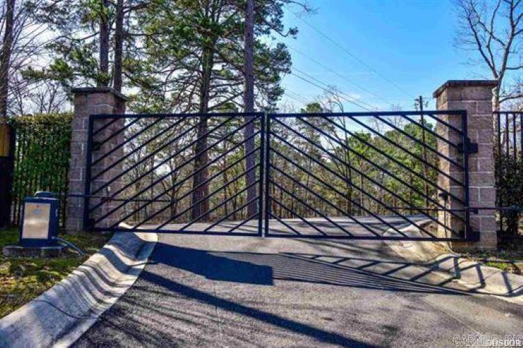 102  Eagle View Point  Hot Springs, AR