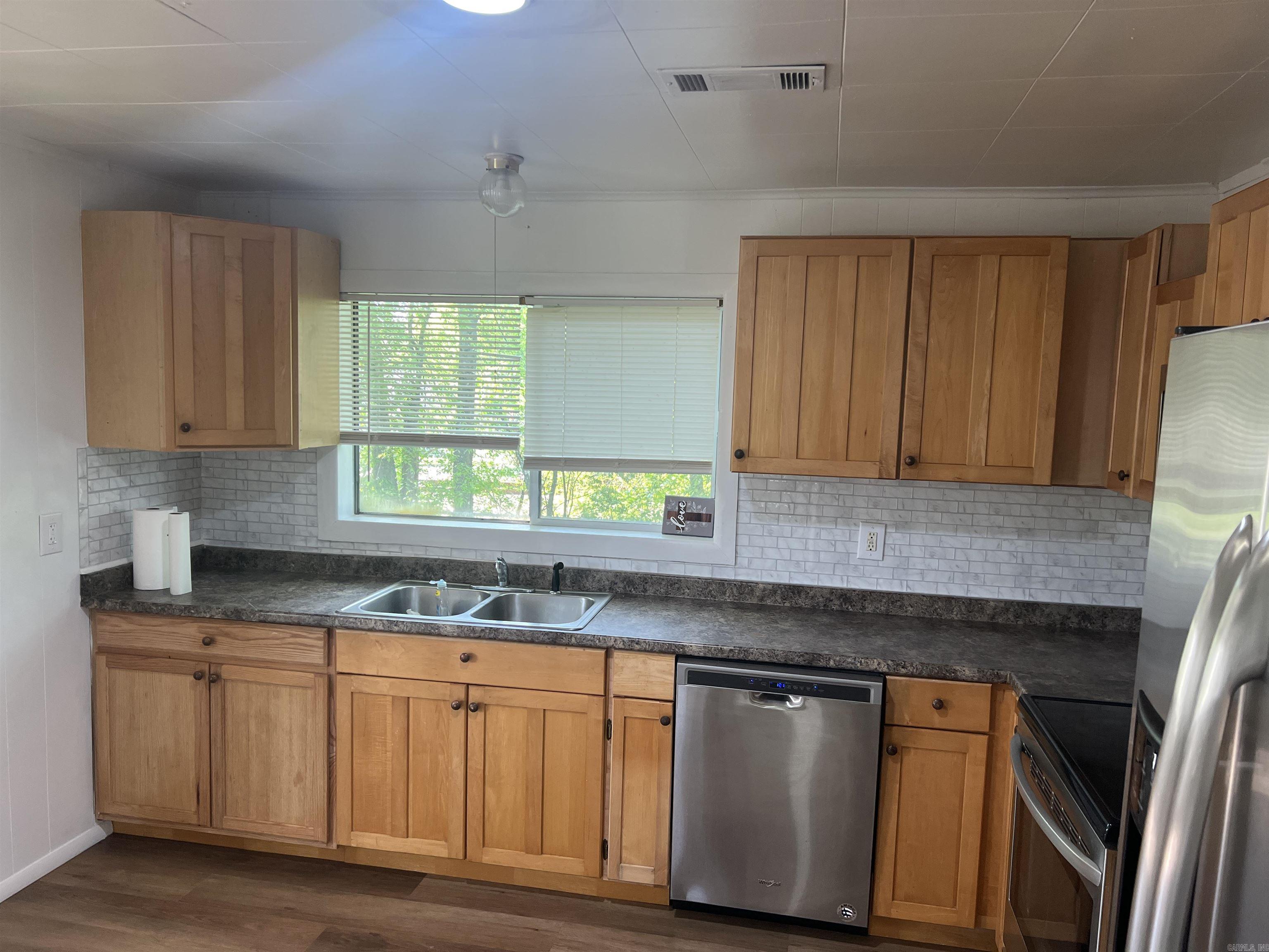 120  Hood  Hot Springs, AR