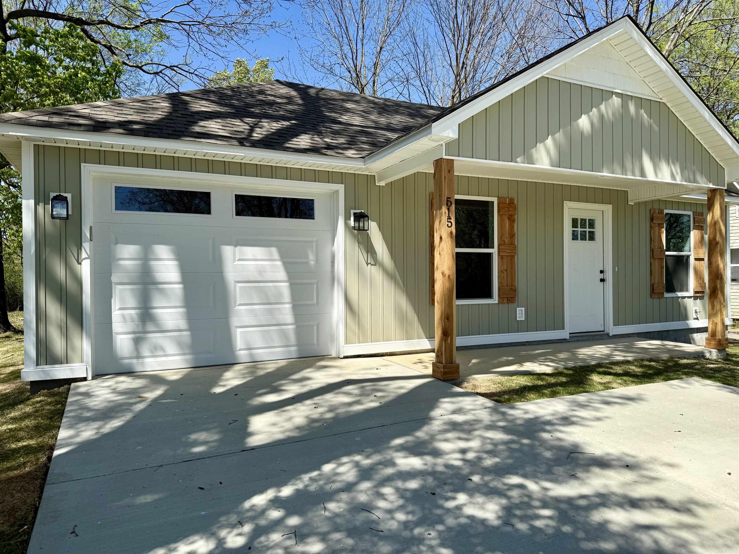515 E Main  Paragould, AR