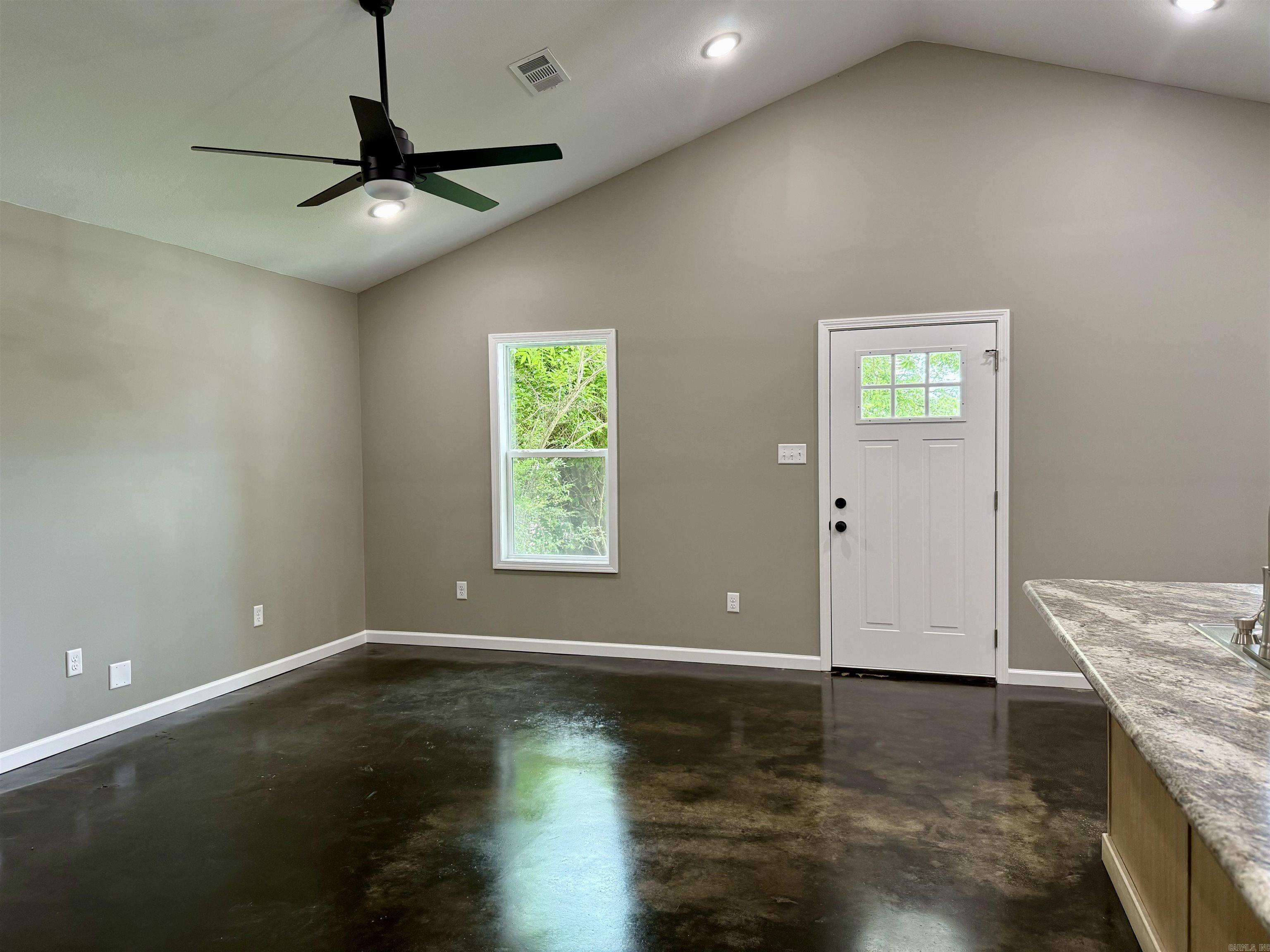515 E Main  Paragould, AR