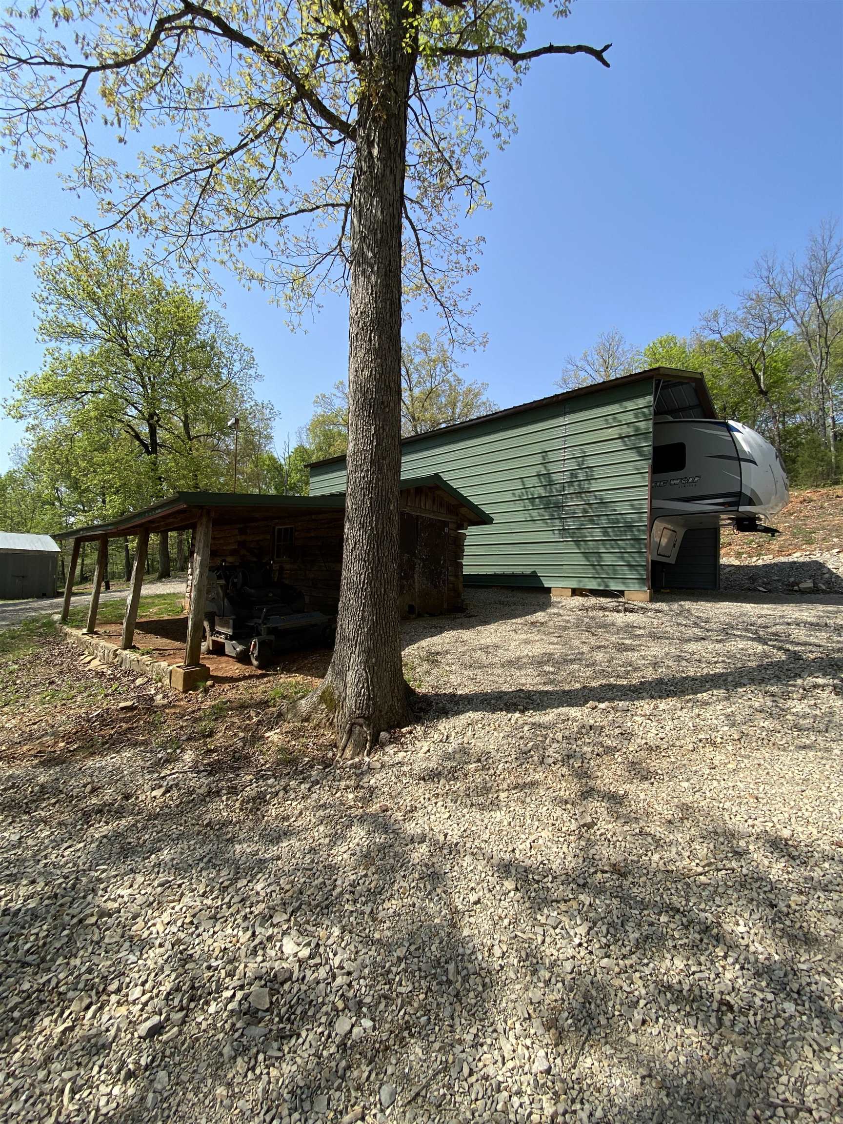 905  River  Hardy, AR