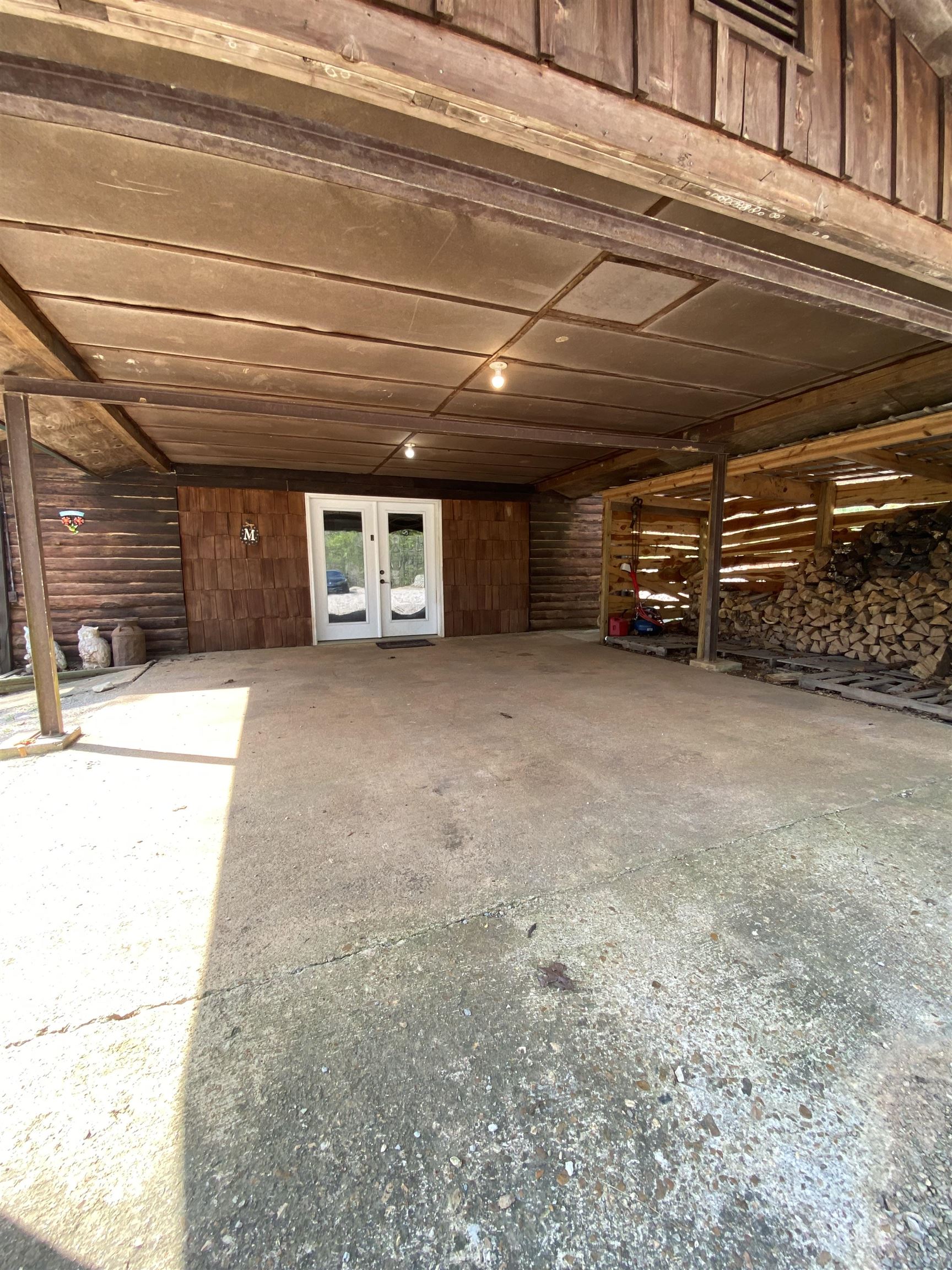 905  River  Hardy, AR