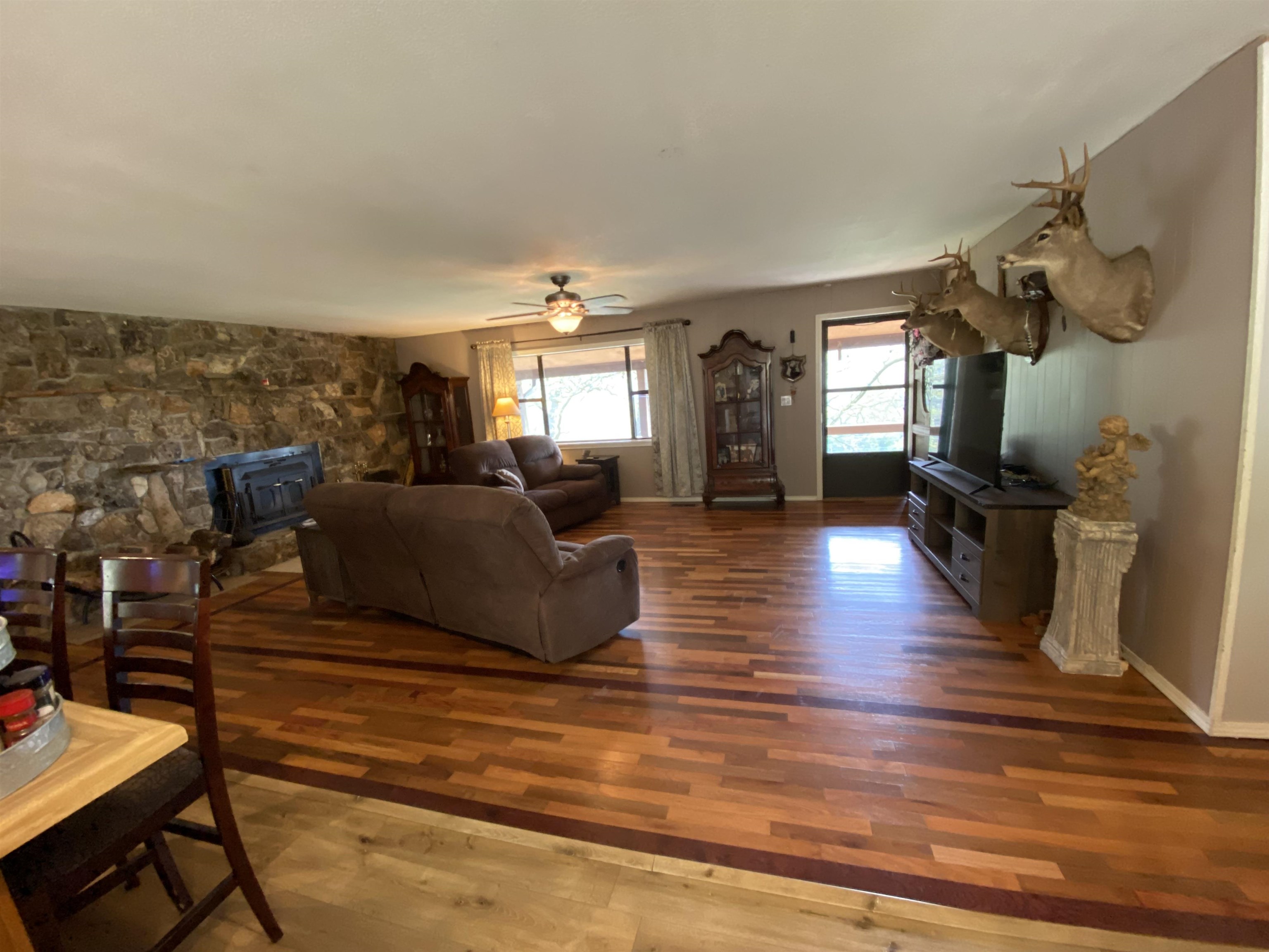 905  River  Hardy, AR