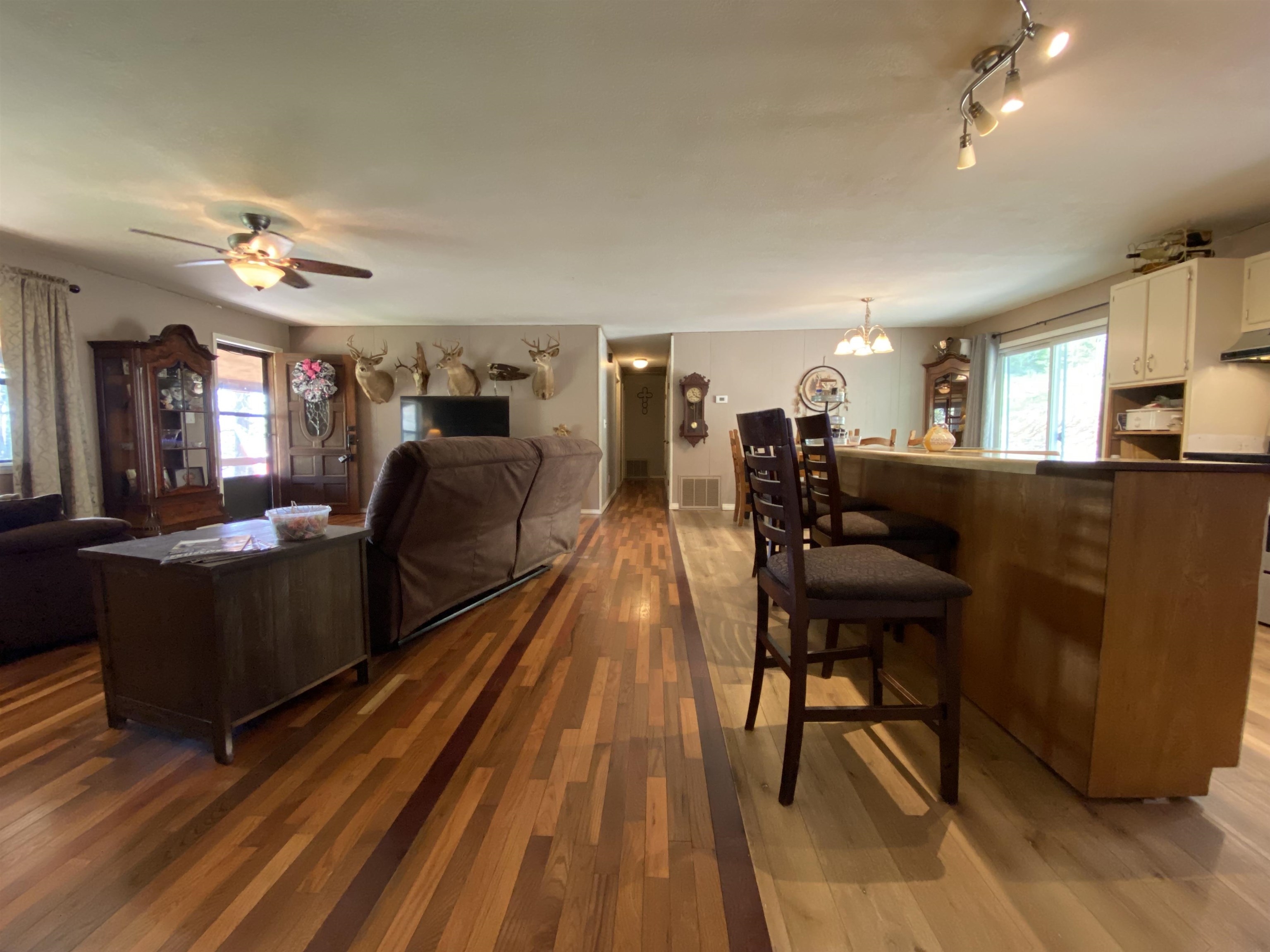 905  River  Hardy, AR