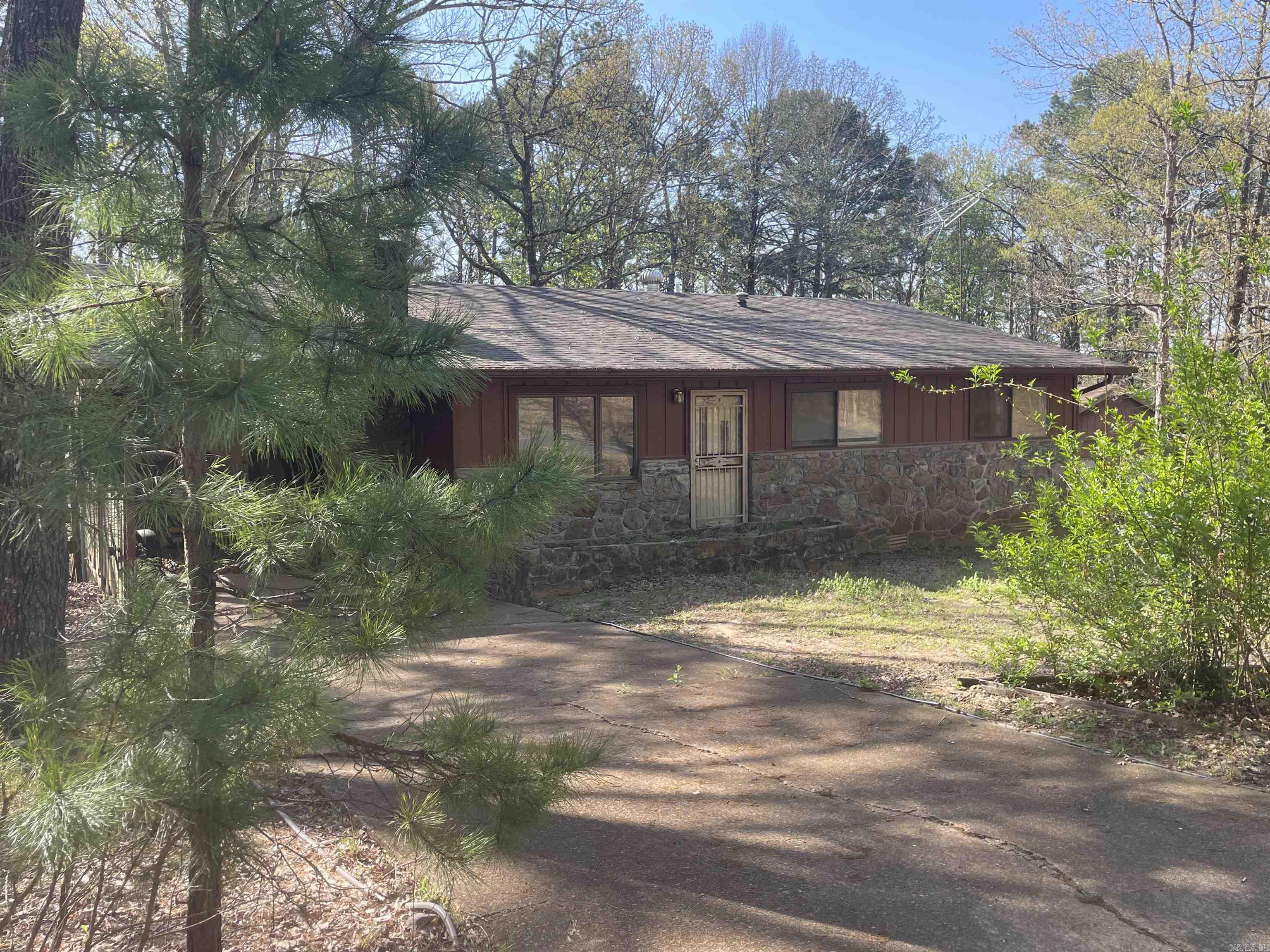 149  LumberJack LN  Fairfield Bay, AR