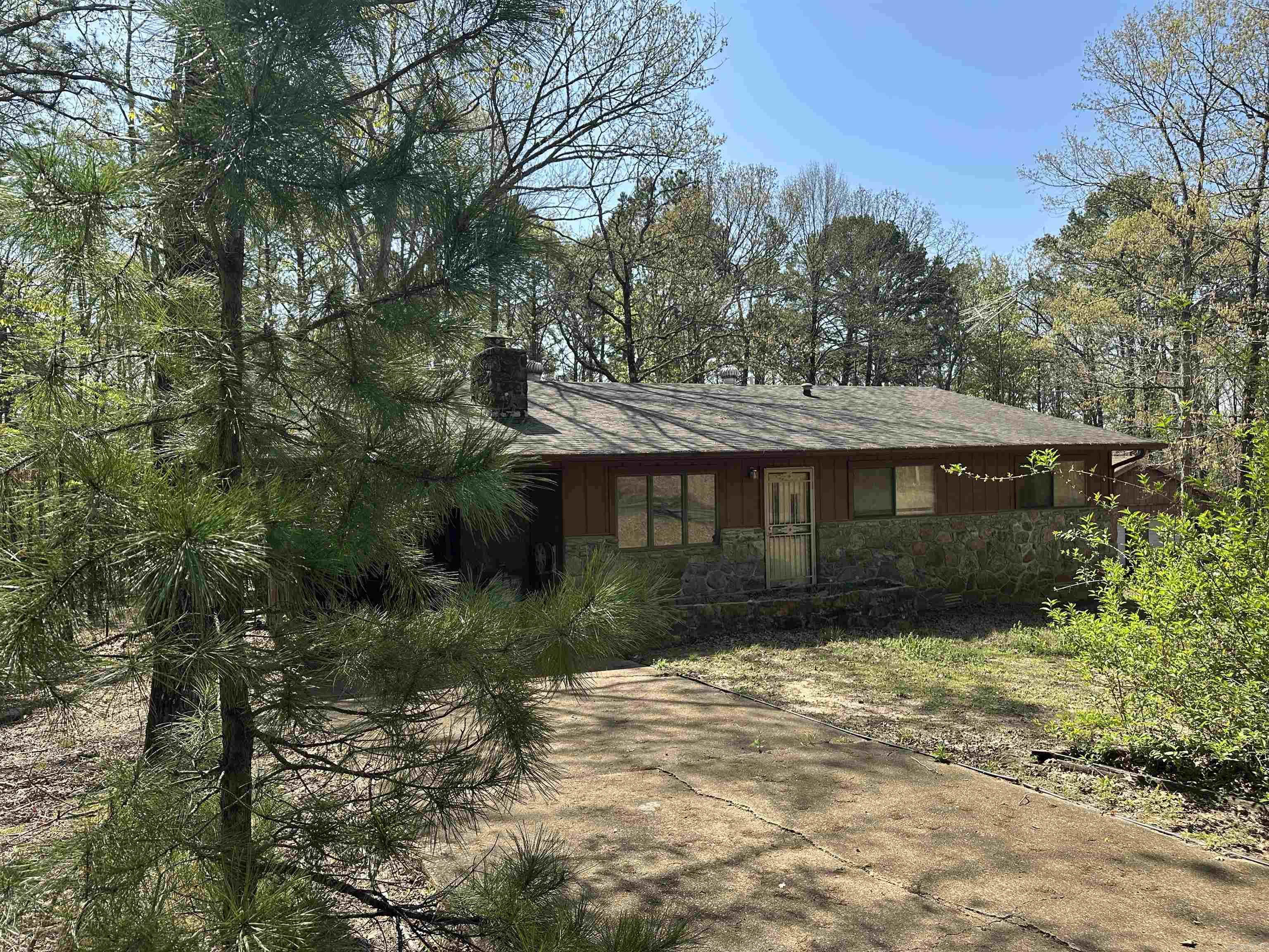 149  LumberJack LN  Fairfield Bay, AR