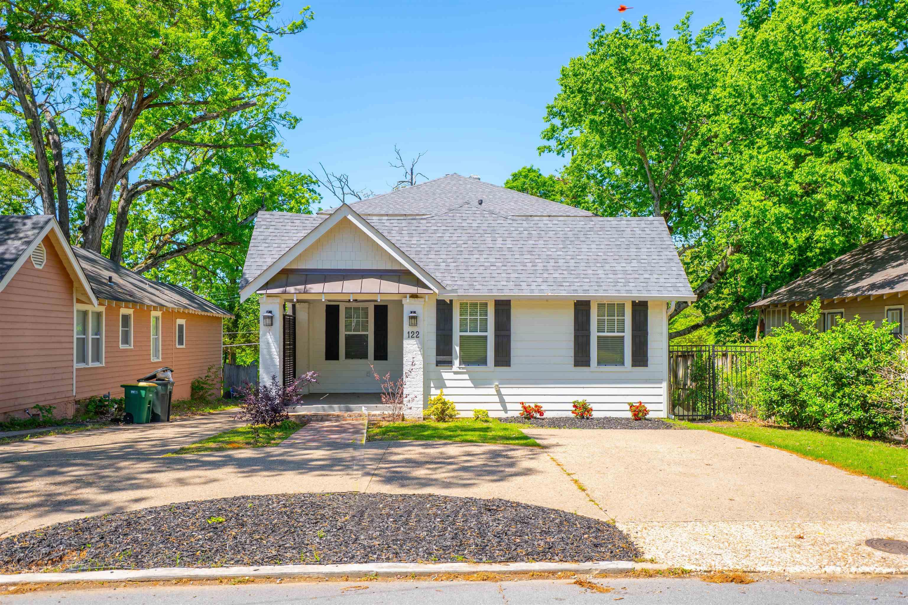 122 N Monroe Street Little Rock, AR 72205