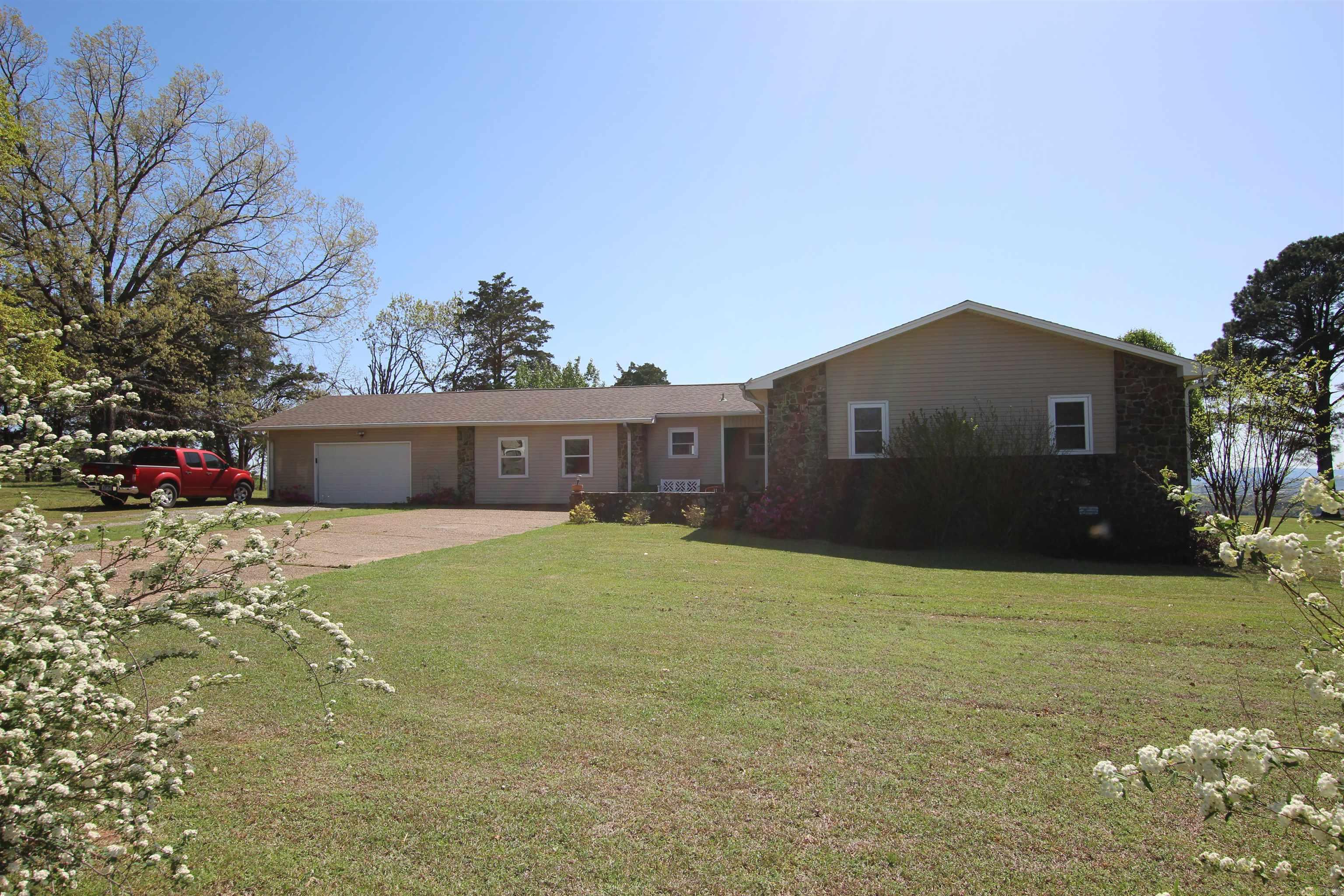 3164 Crow Mountain Road Russellville, AR 72802
