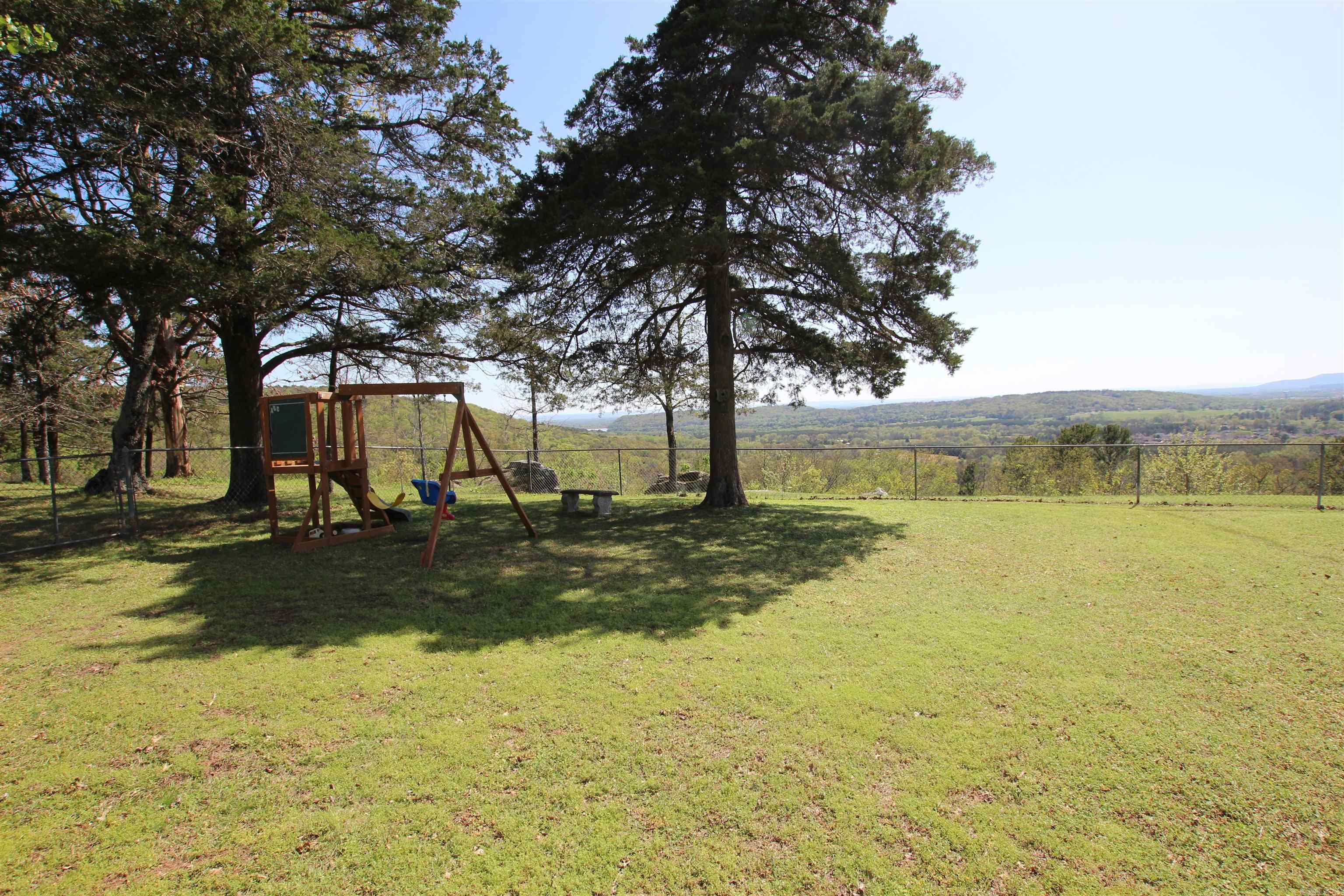 3164 Crow Mountain Road Russellville, AR 72802
