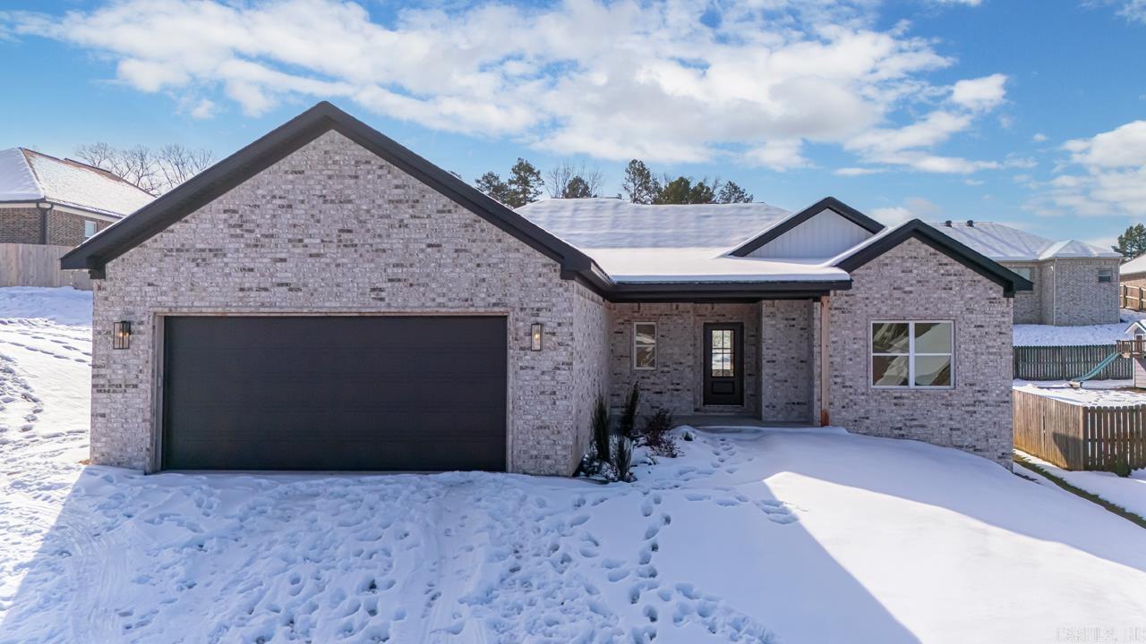 5013 Clover Brook Drive Bryant, AR 72022