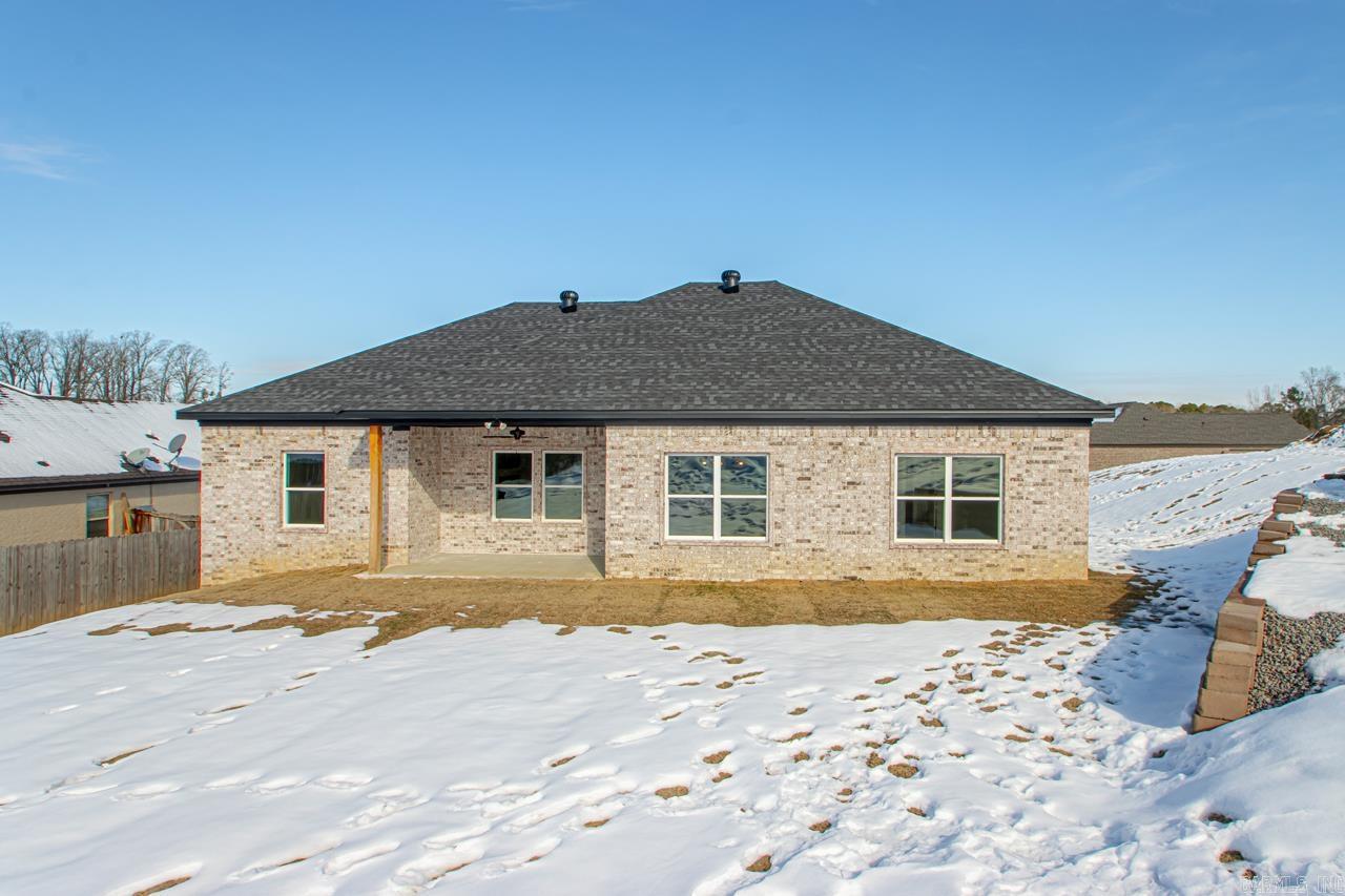 5013 Clover Brook Drive Bryant, AR 72022