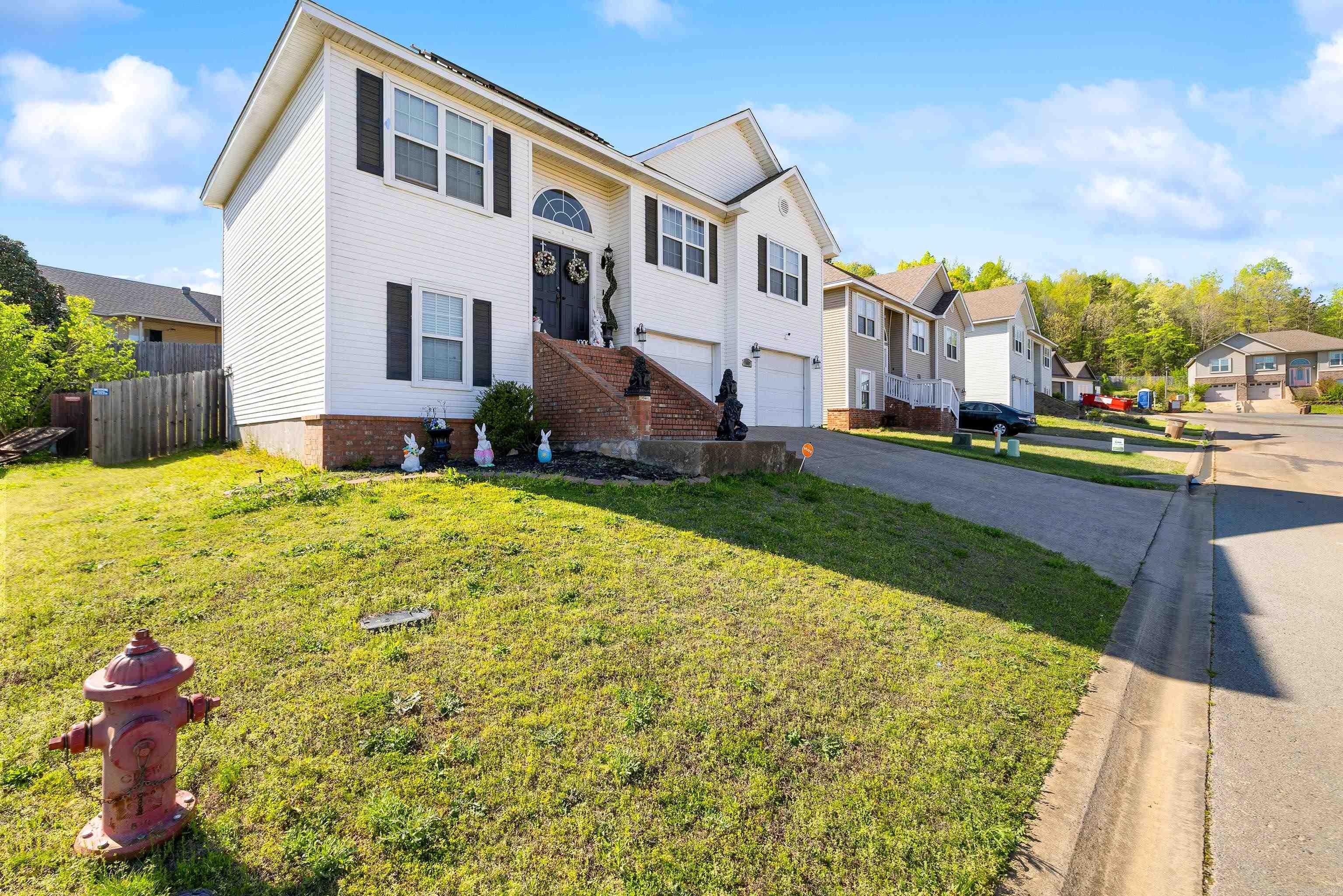 1007  Clinton  Alexander, AR