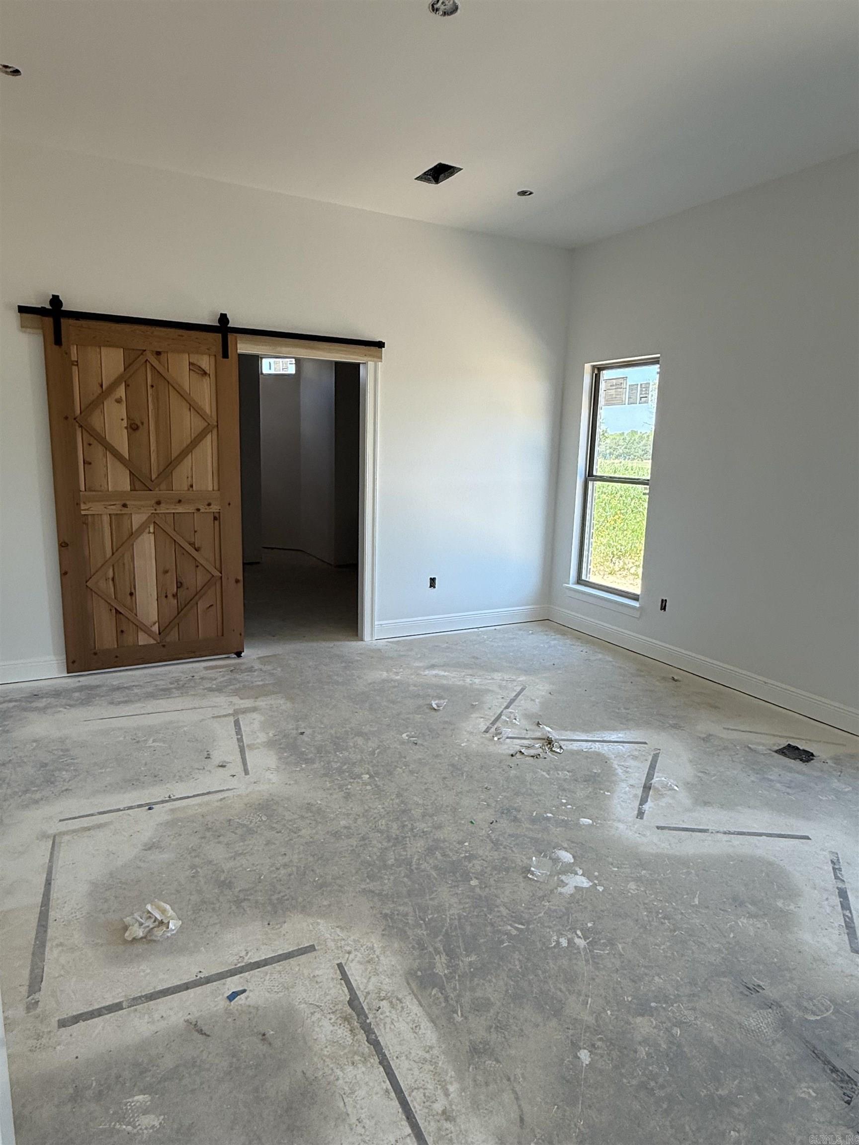32  Lowell  Greenbrier, AR