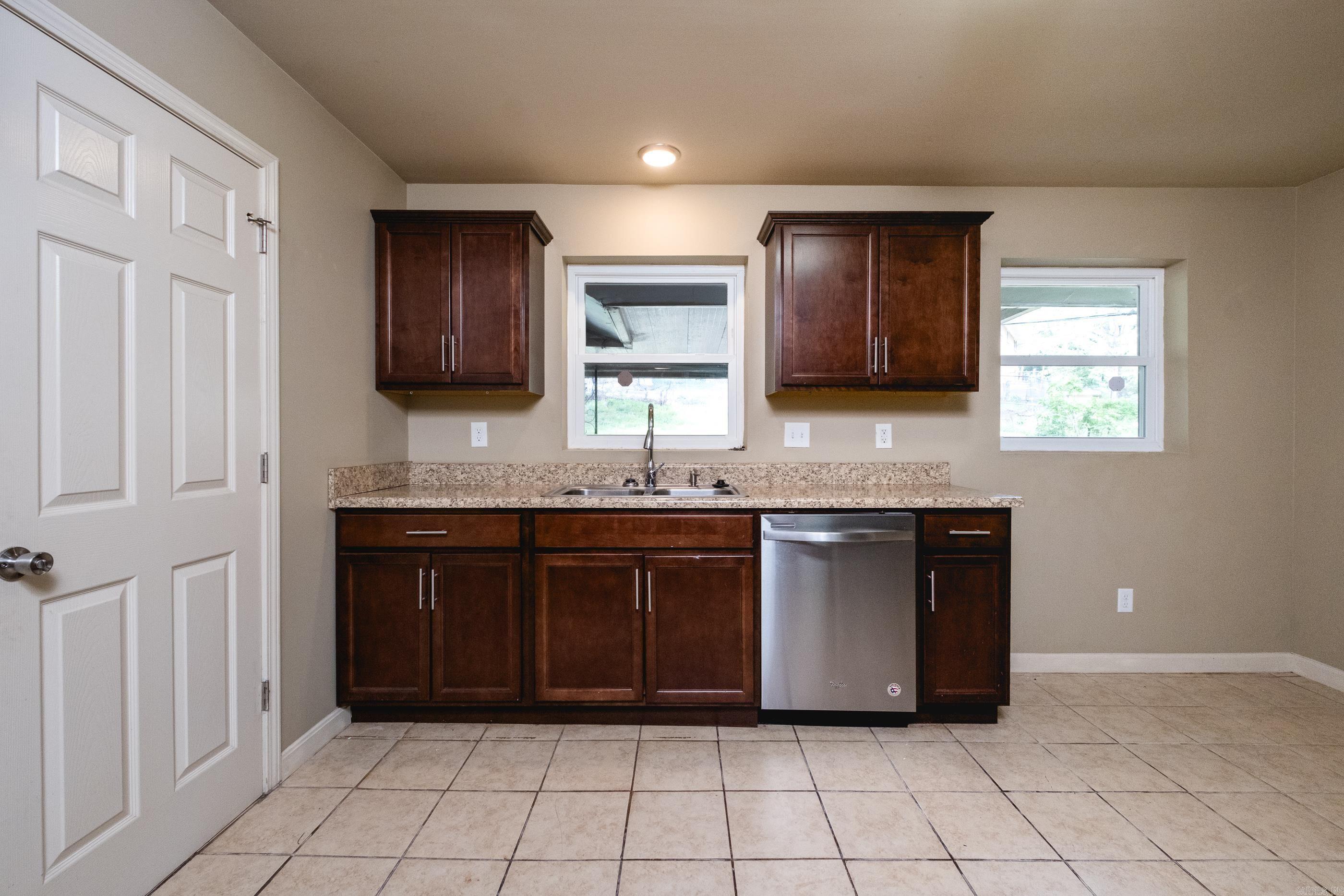 6  Broadmoor  Little Rock, AR