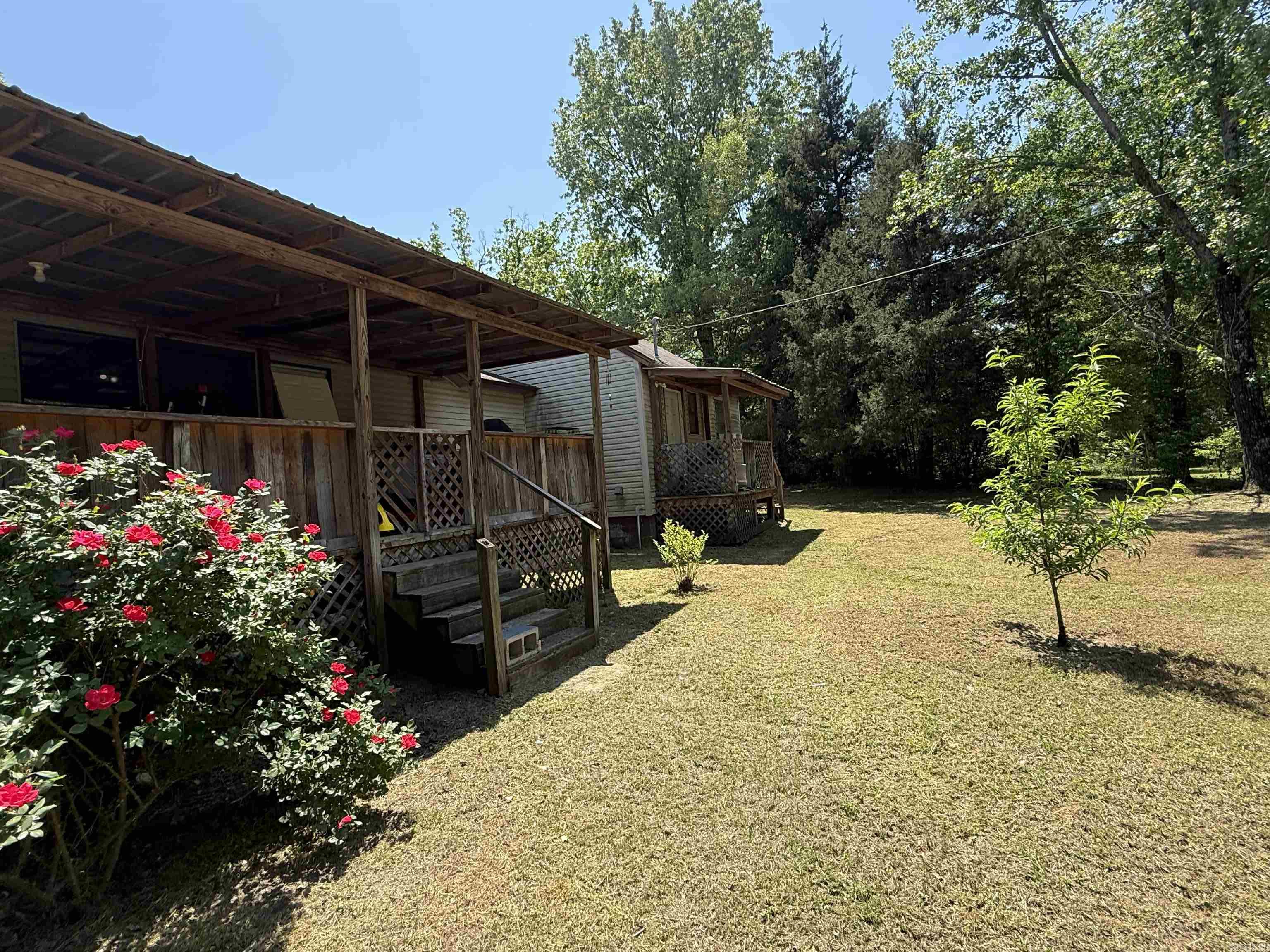 128 W Rock Hill  Lockesburg, AR