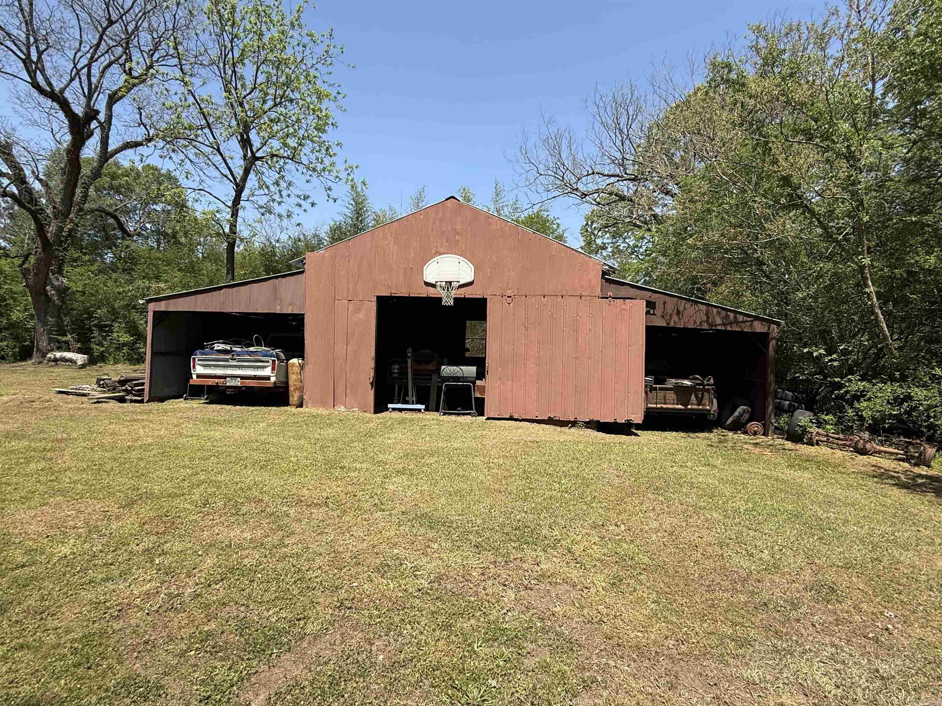 128 W Rock Hill  Lockesburg, AR