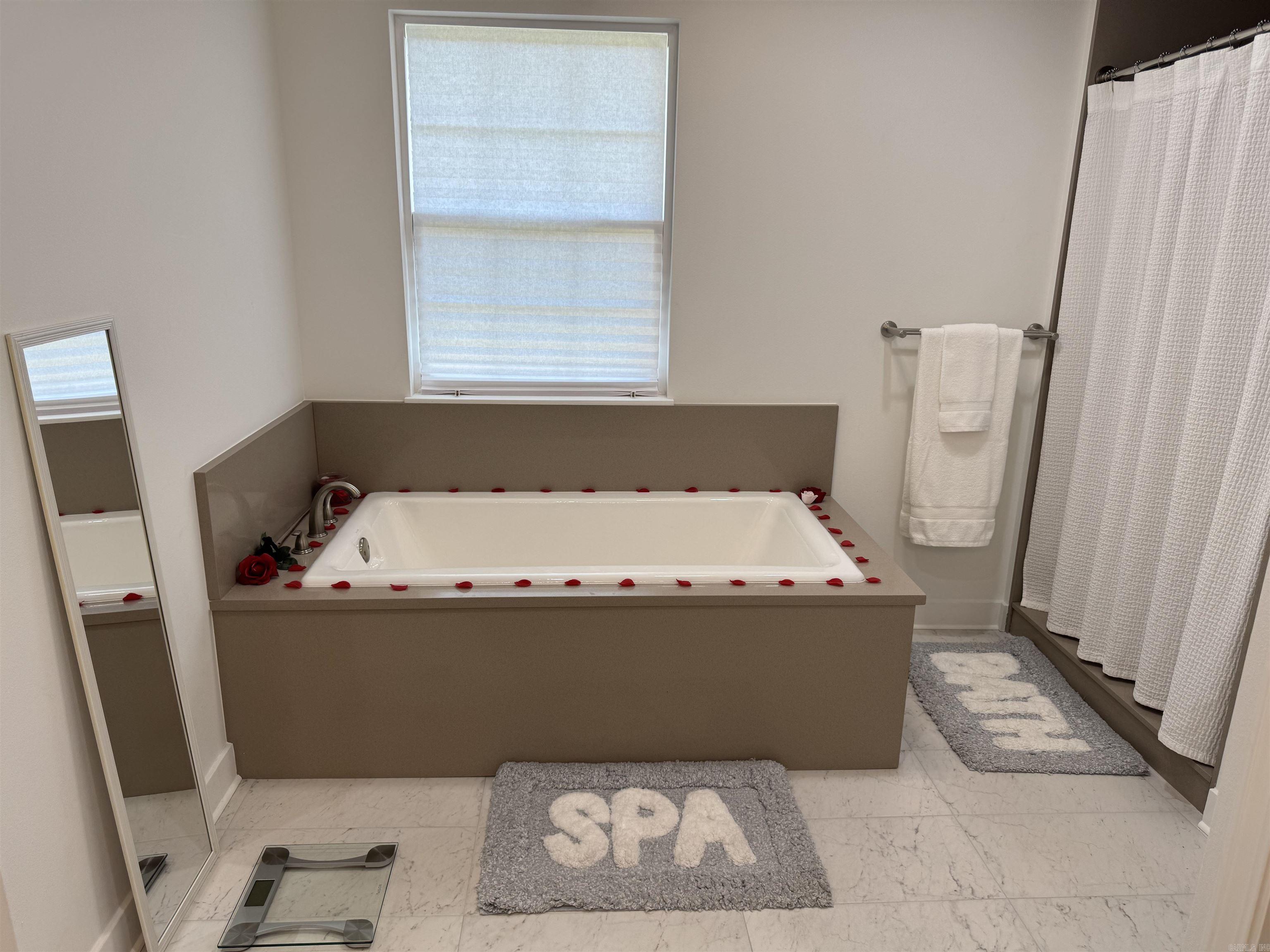 209 Fox Chase Circle Hot Springs, AR 71913