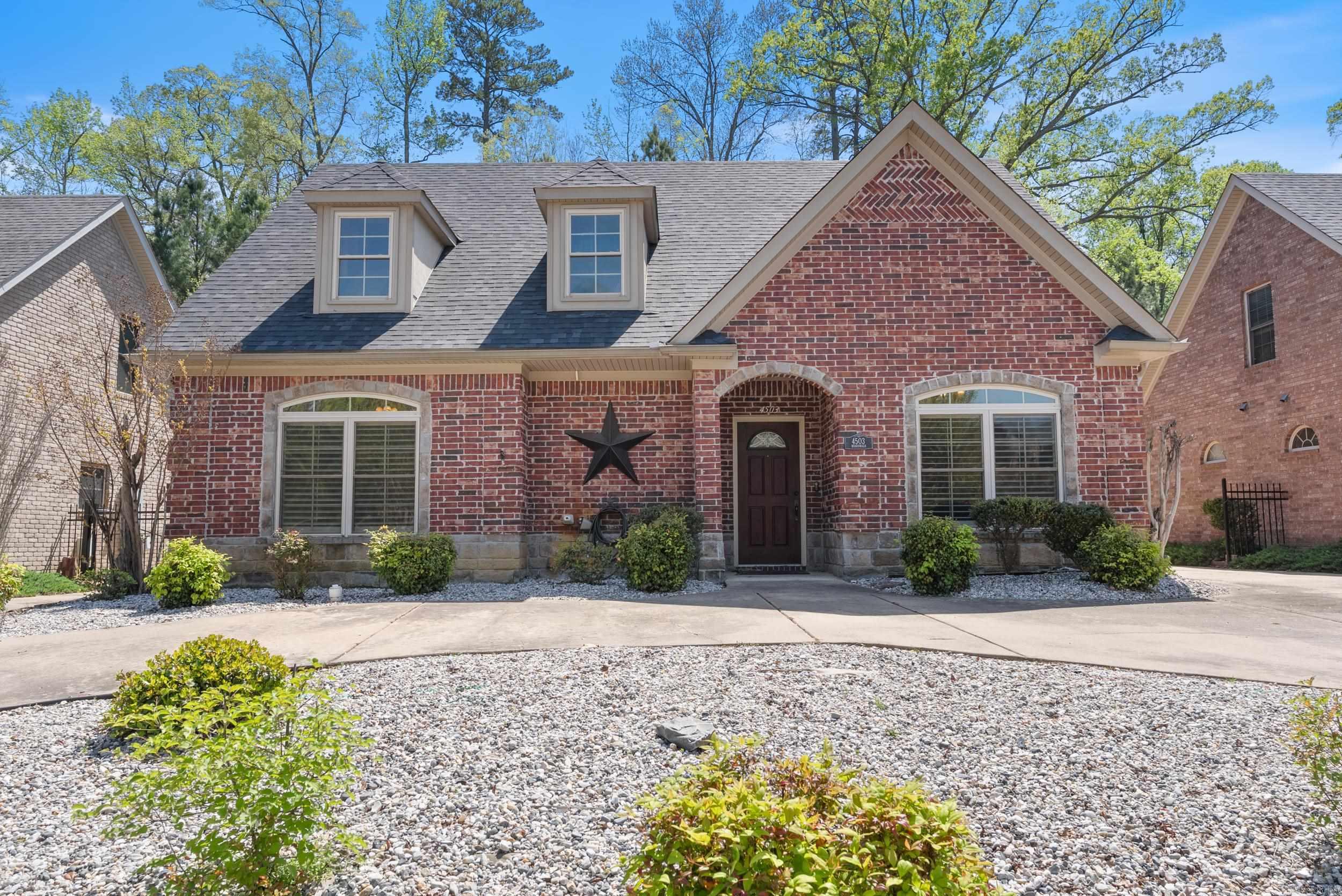 4503 Boardwalk Benton, AR 72019