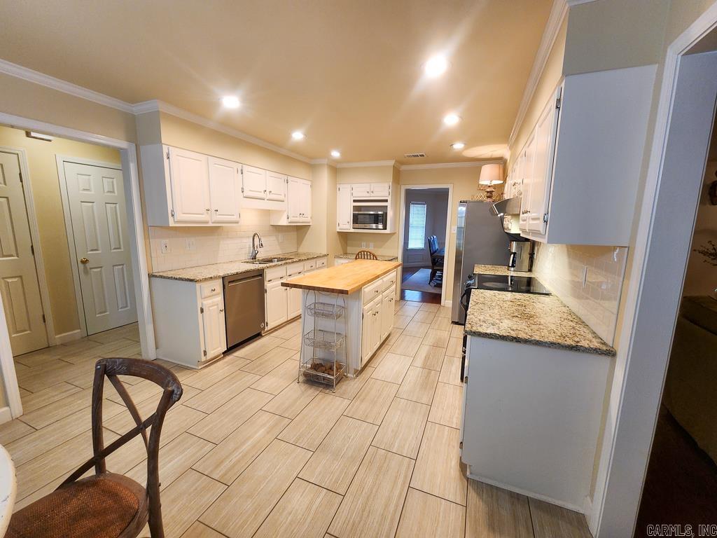 1 Windsor Valley Court North Little Rock, AR 72116