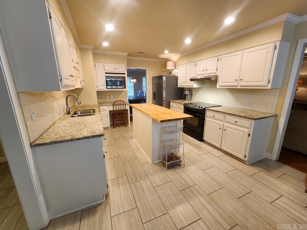 1 Windsor Valley Court North Little Rock, AR 72116