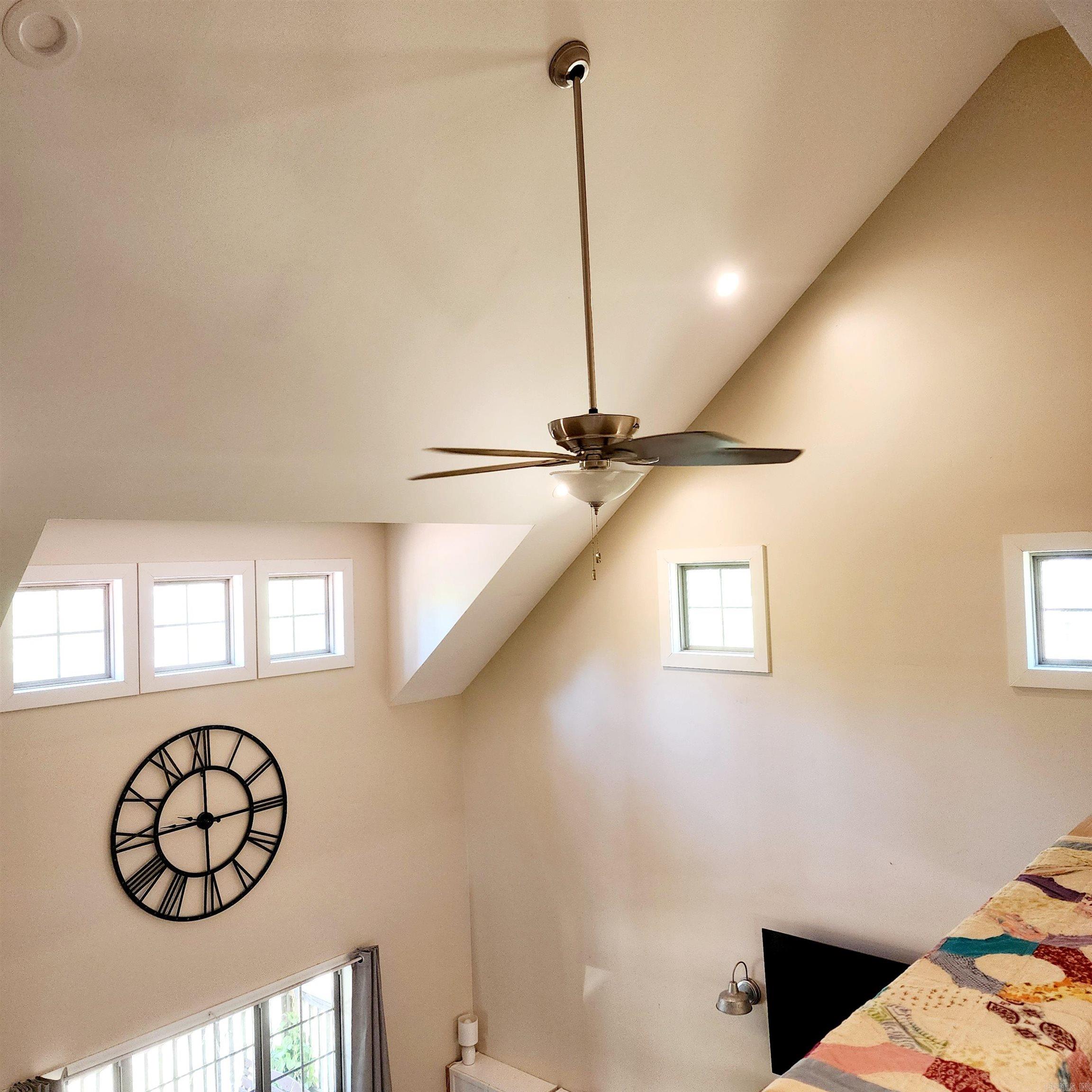 17  Dianes  Heber Springs, AR