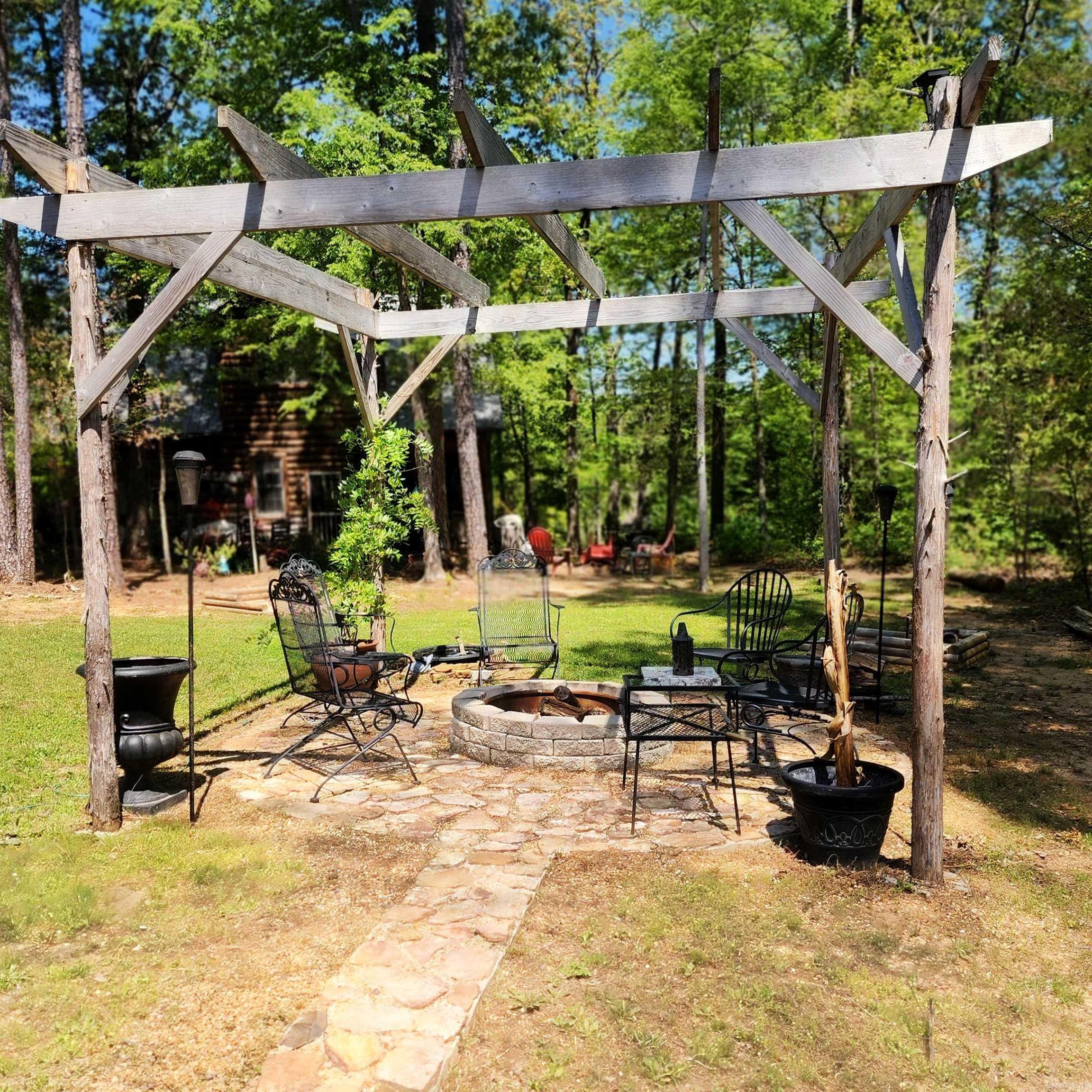 17  Dianes  Heber Springs, AR