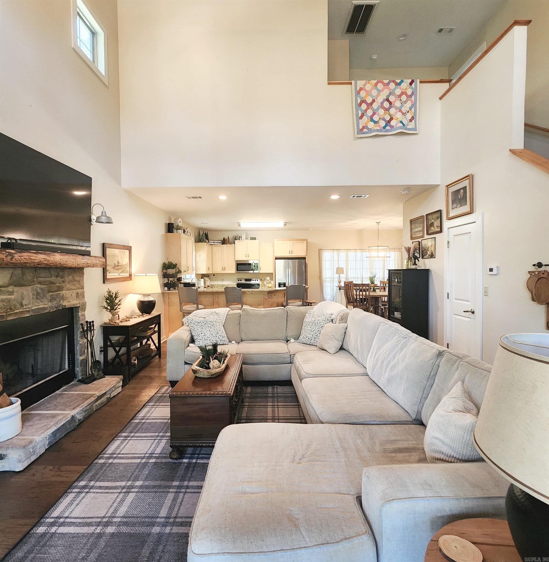 17  Dianes  Heber Springs, AR