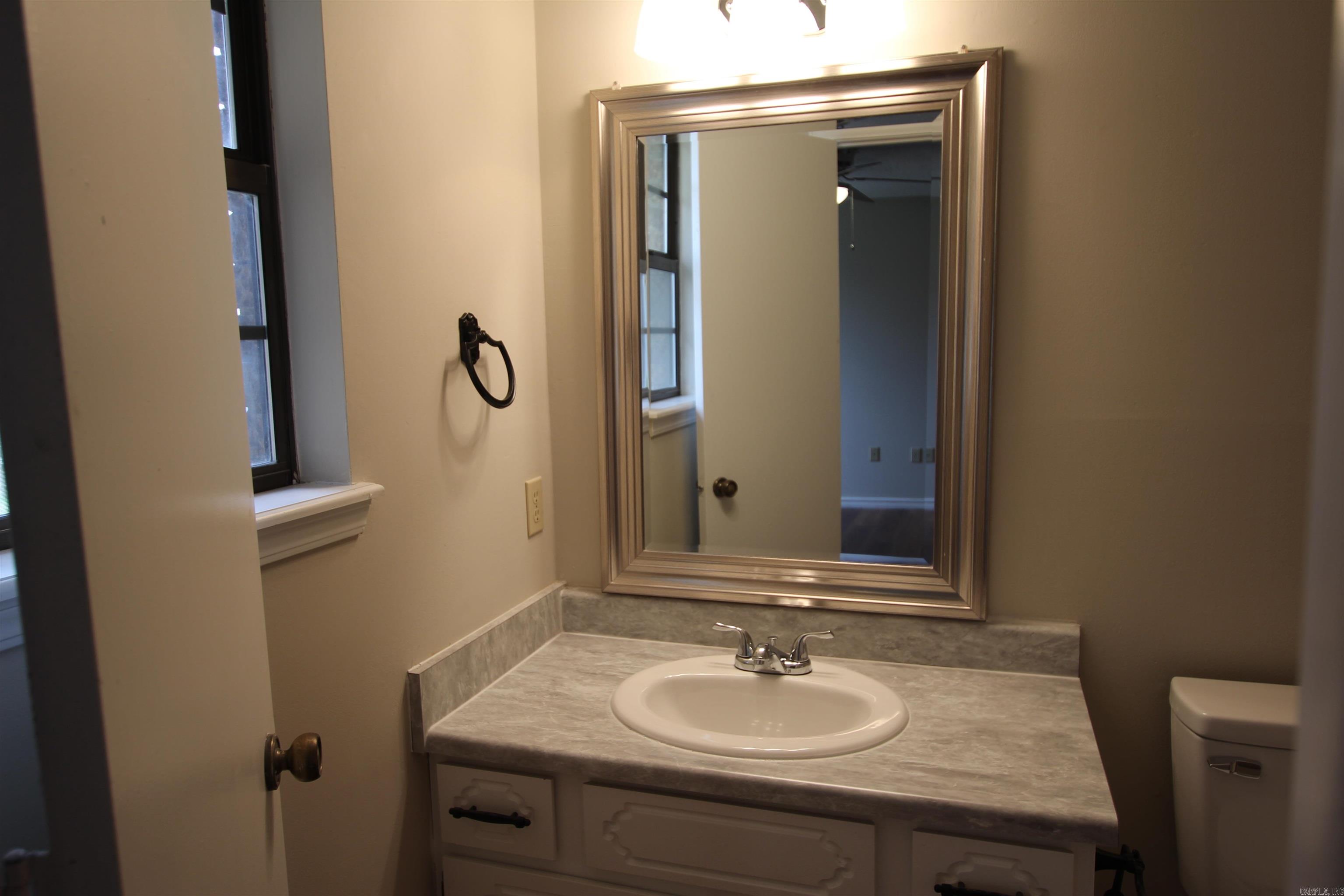 1514 N Jackson  Russellville, AR