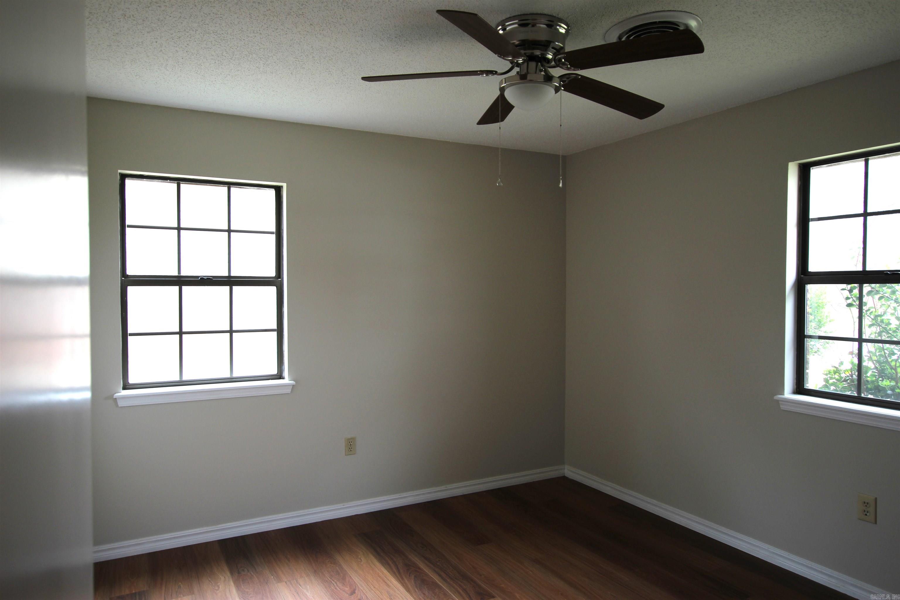 1514 N Jackson  Russellville, AR