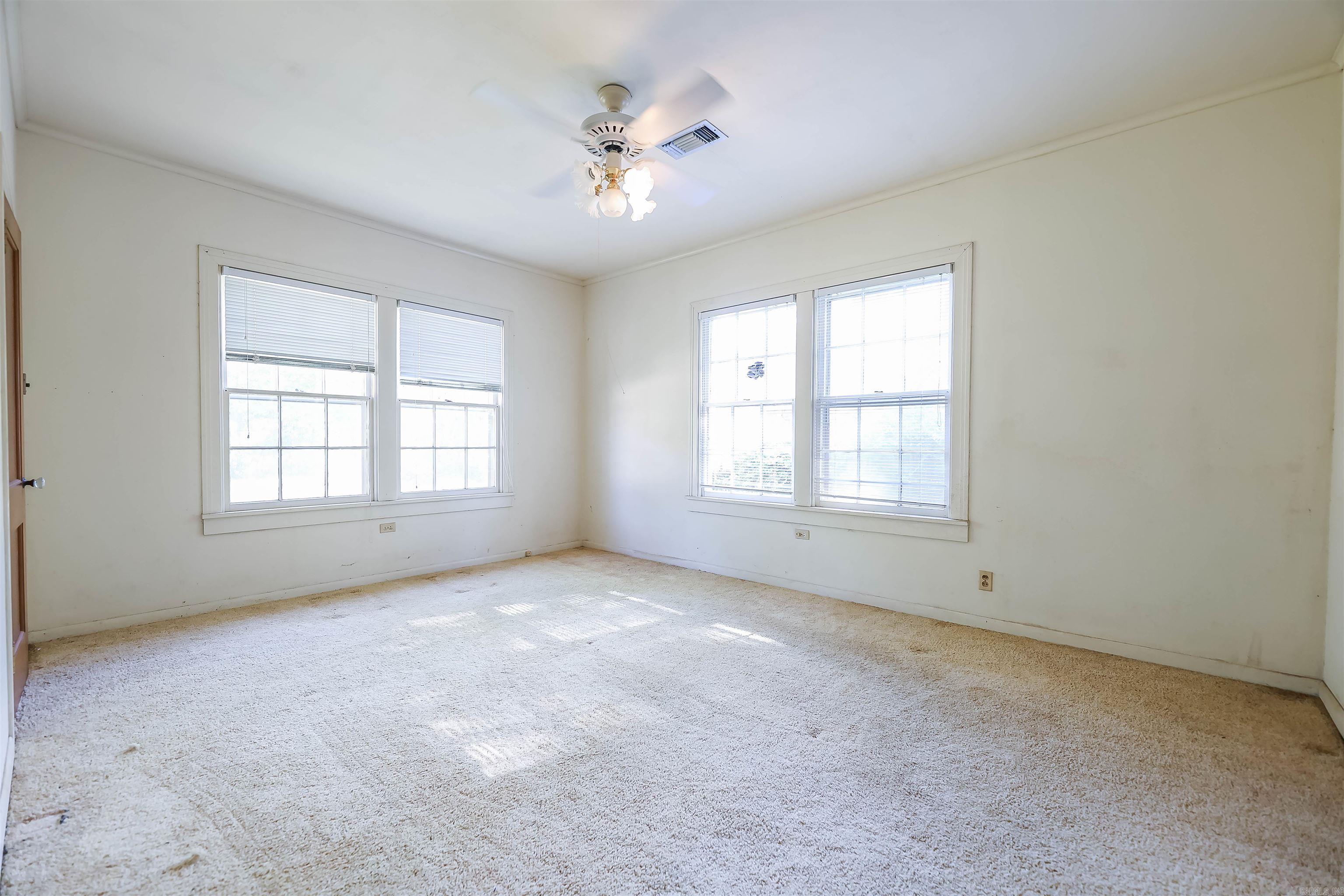 1114 W Oak St  El Dorado, AR