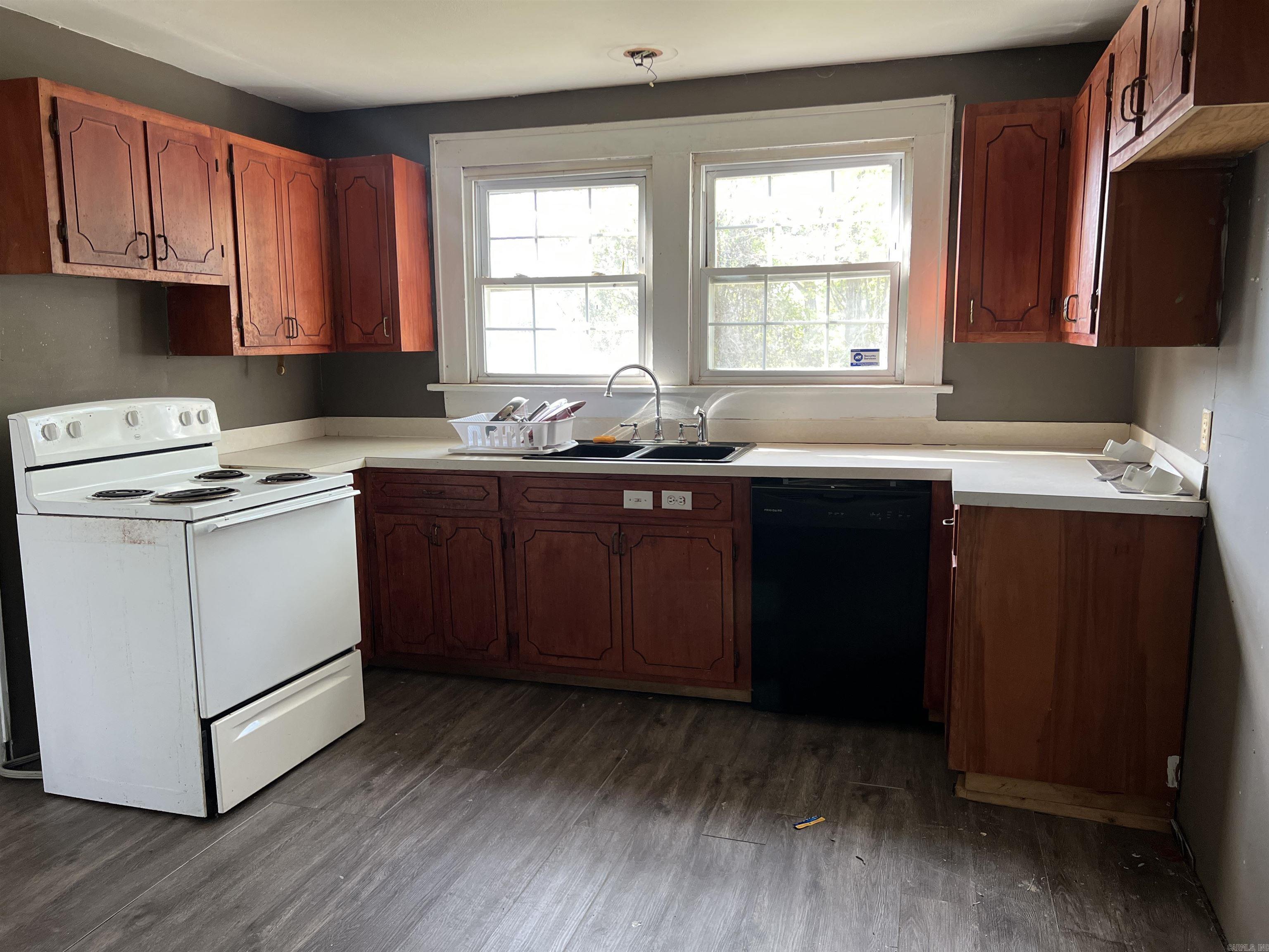 8209  Dollarway Road  White Hall, AR