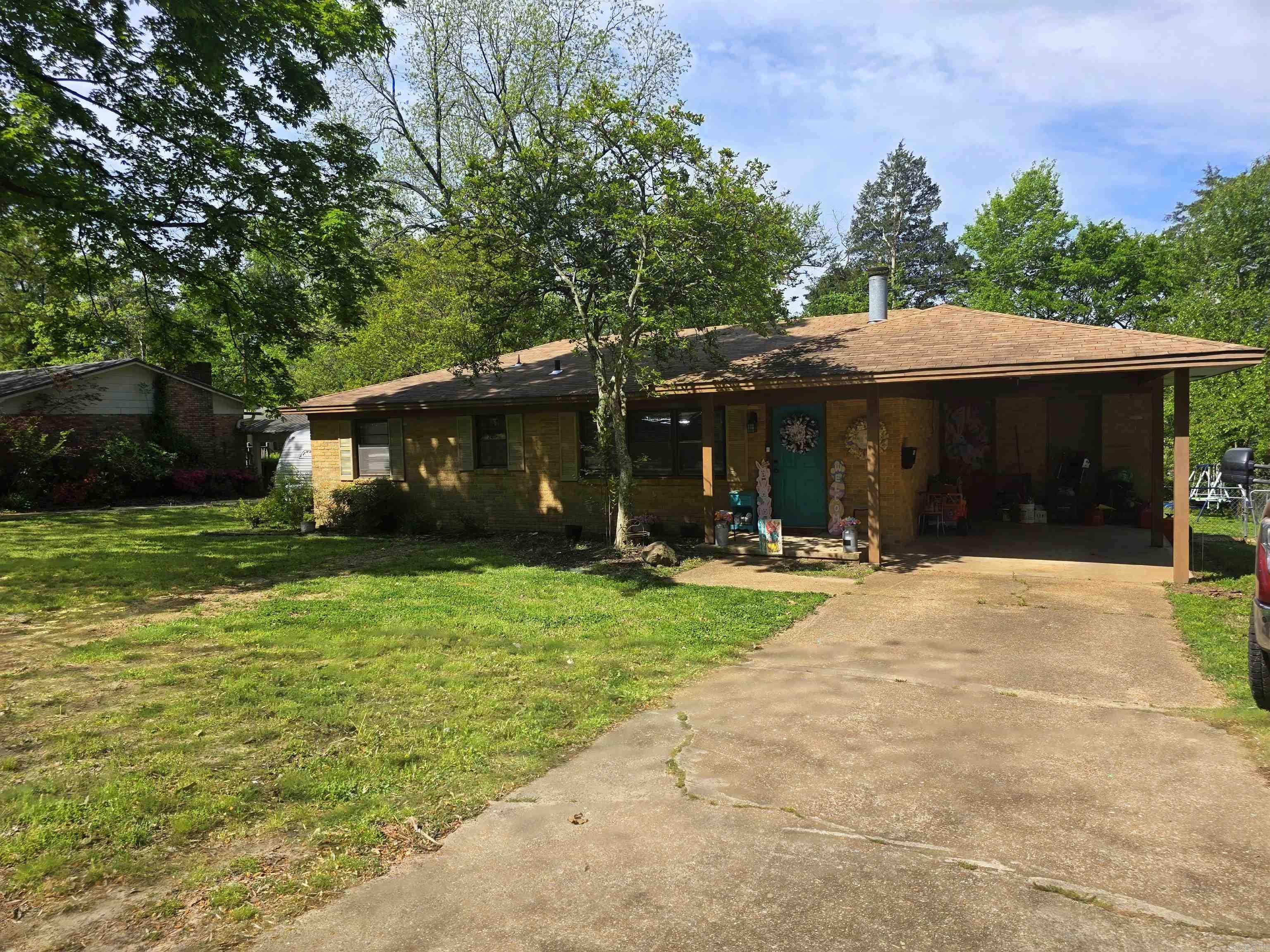 801  Randall Dr.  Searcy, AR