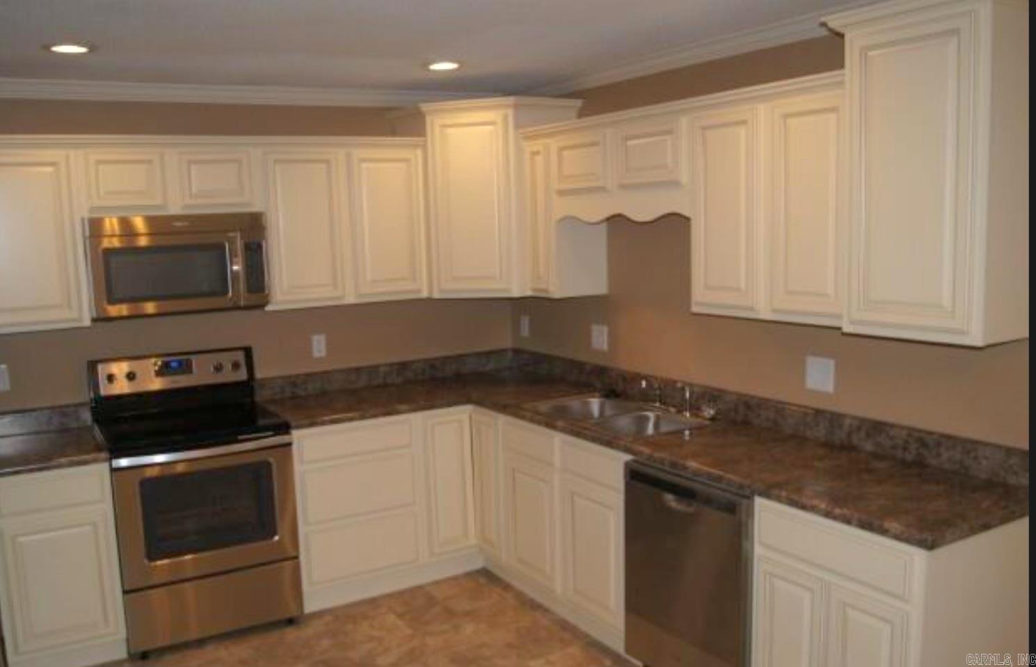 801  Randall Dr.  Searcy, AR