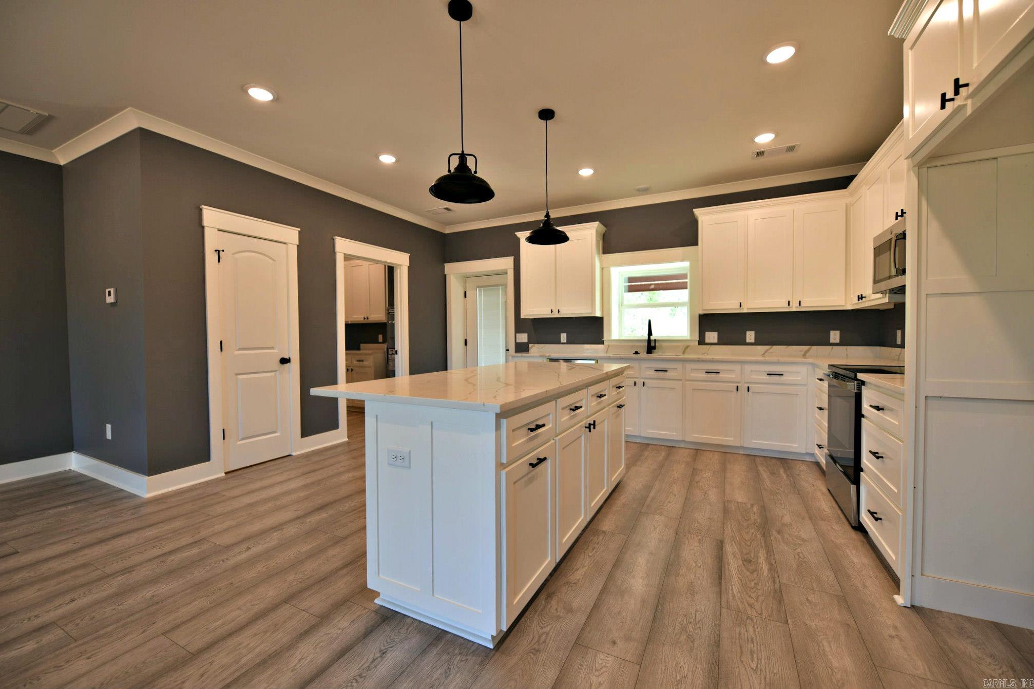 2014 S. Reine St.  Mena, AR