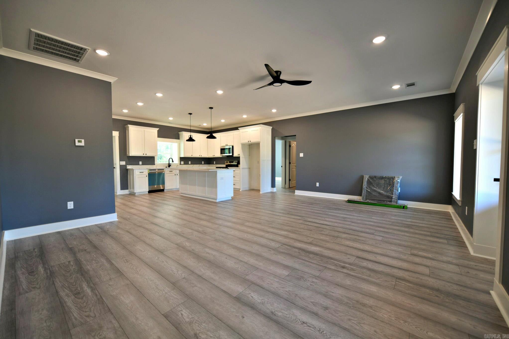 2014 S. Reine St. Mena, AR 71953
