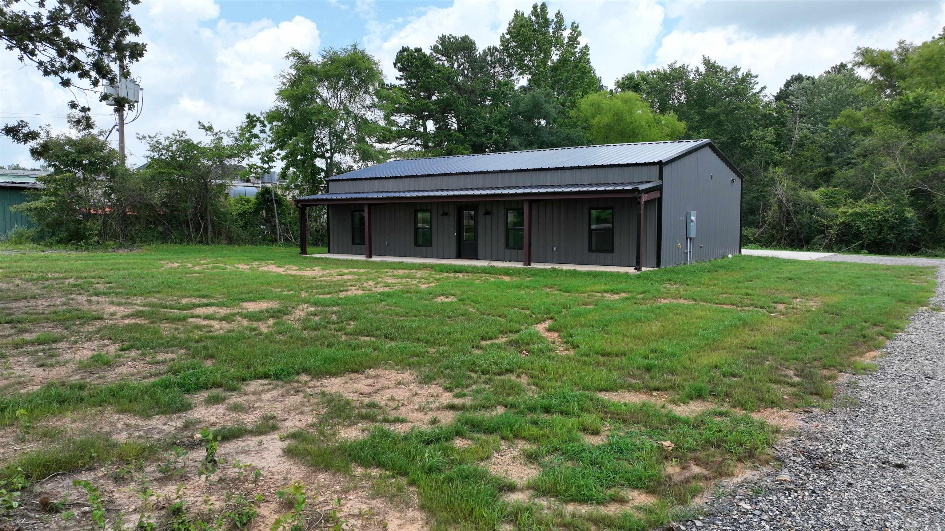 2014 S. Reine St.  Mena, AR