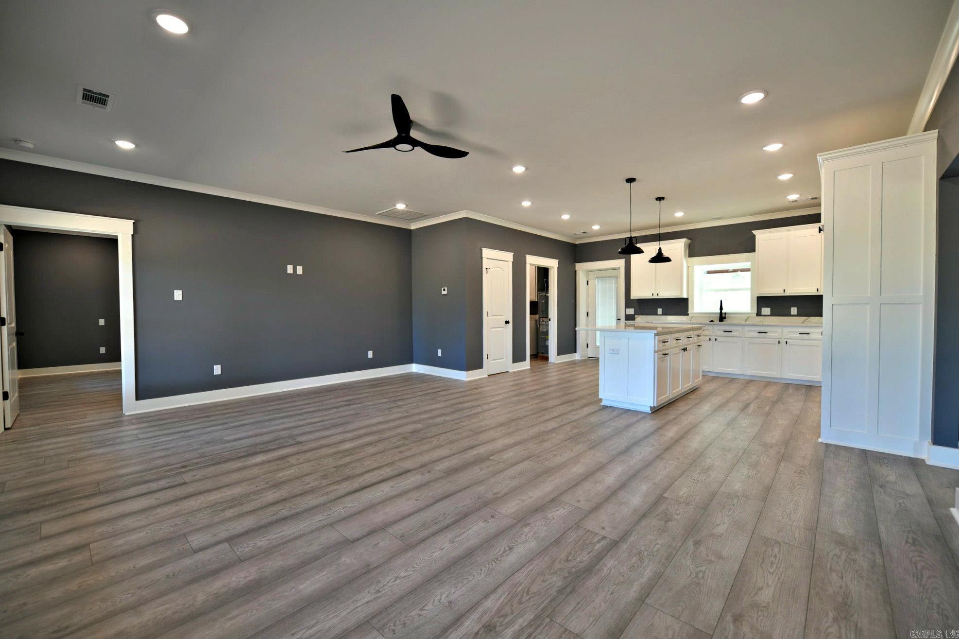 2014 S. Reine St.  Mena, AR