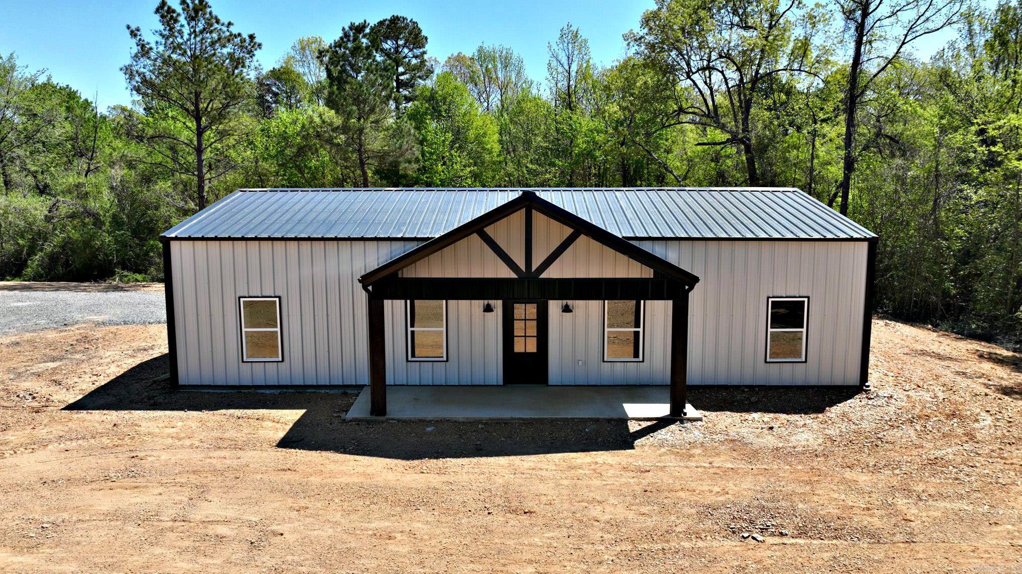 2016 S. Reine St. Mena, AR 71953