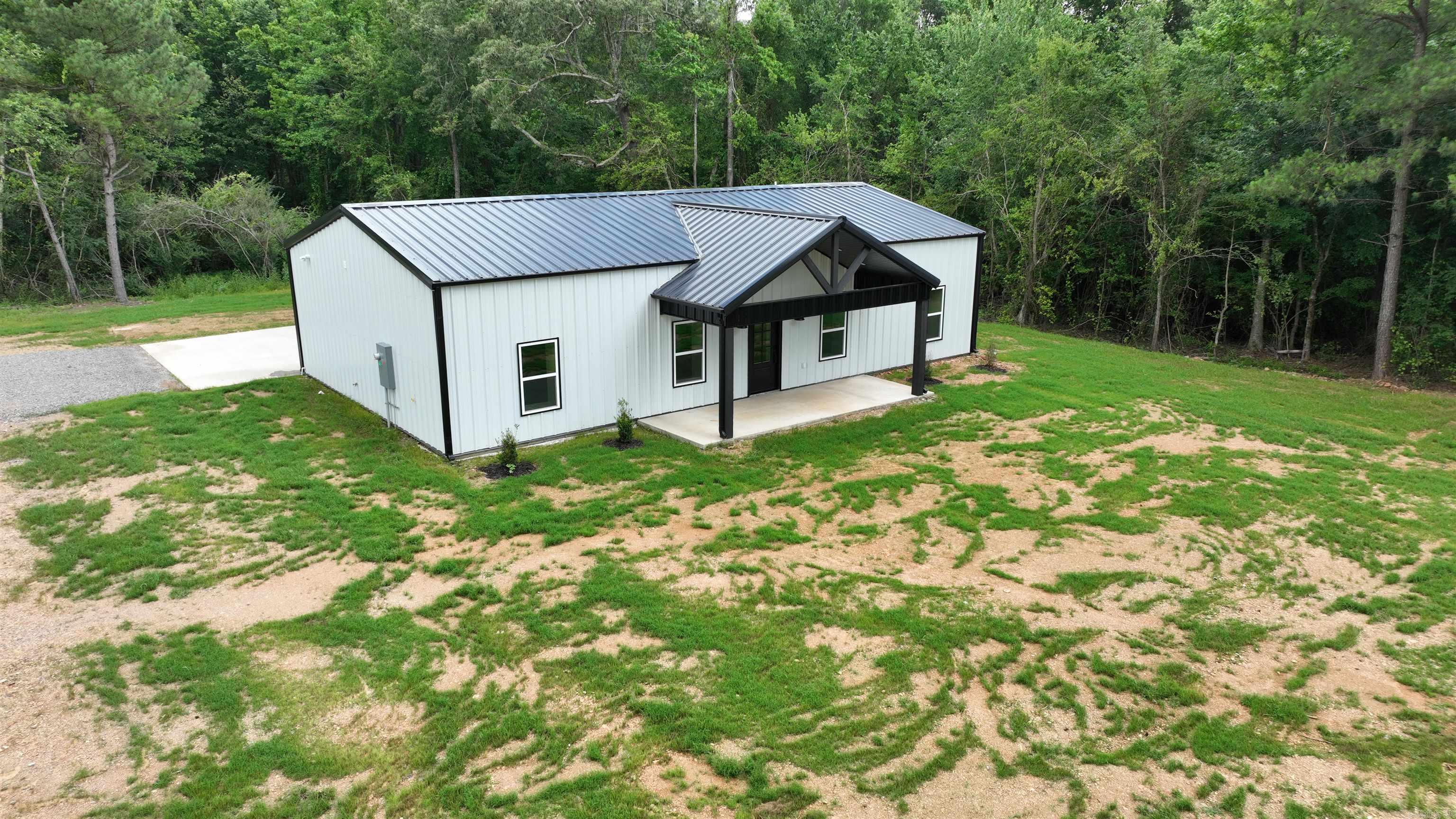 2016 S. Reine St.  Mena, AR
