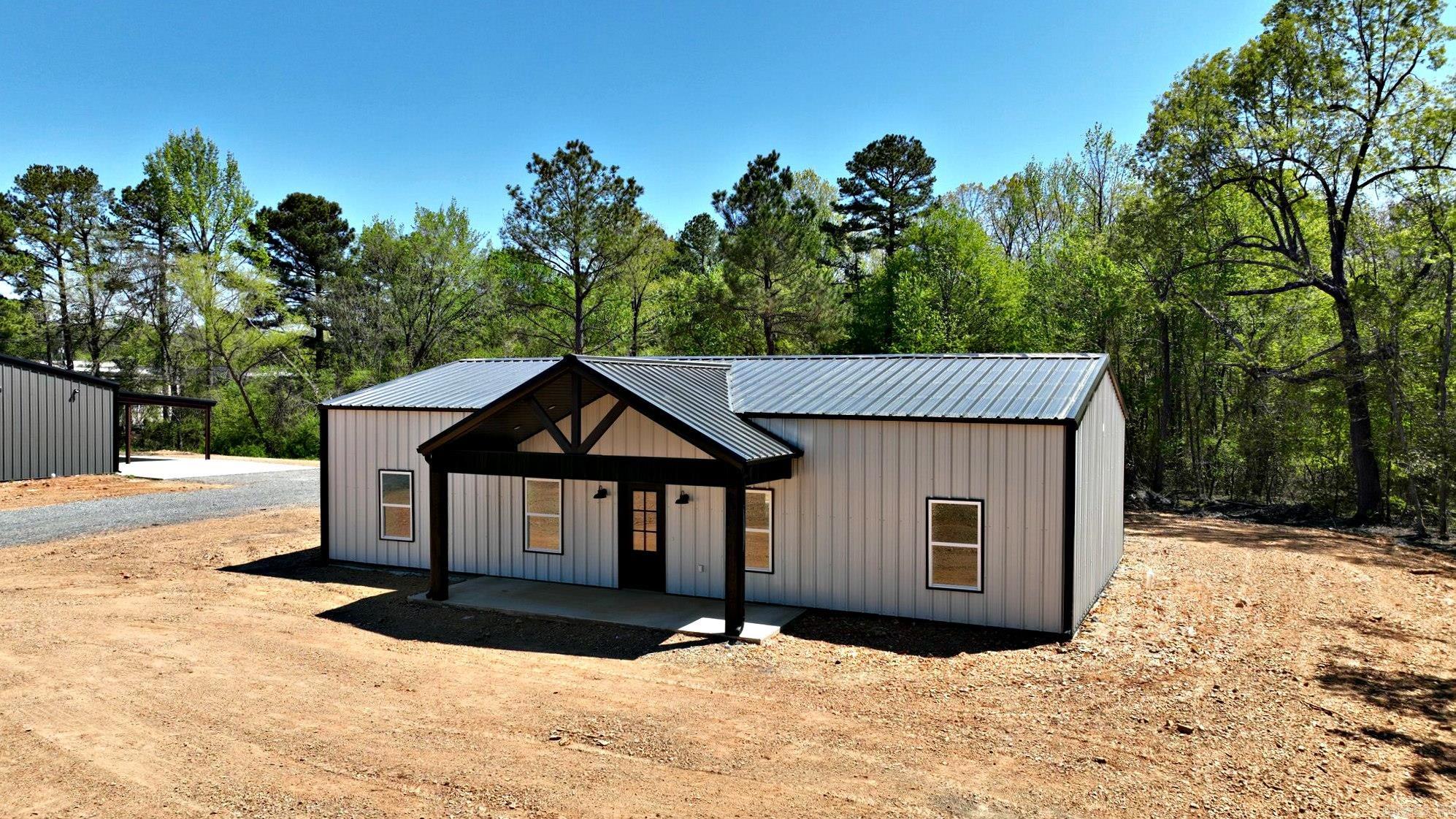 2016 S. Reine St. Mena, AR 71953