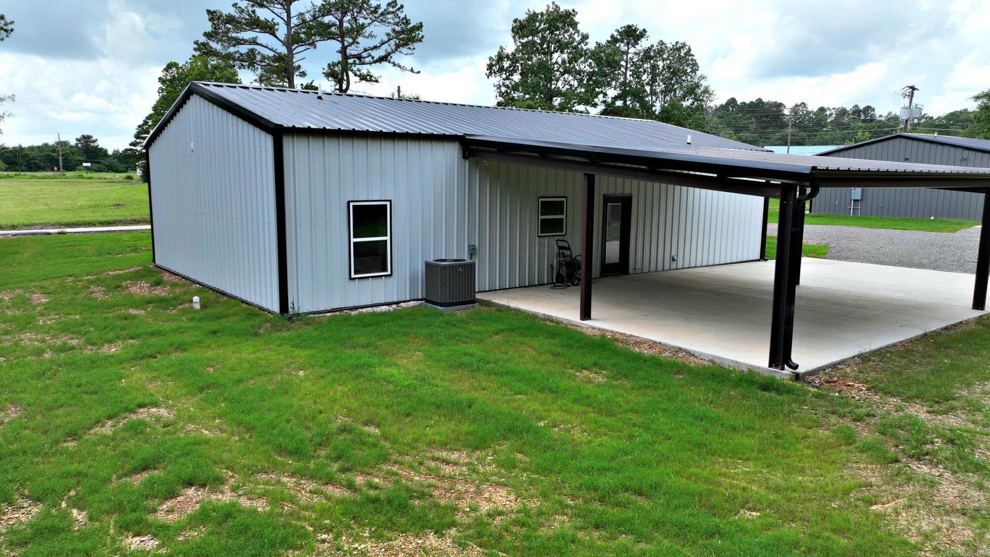 2016 S. Reine St.  Mena, AR