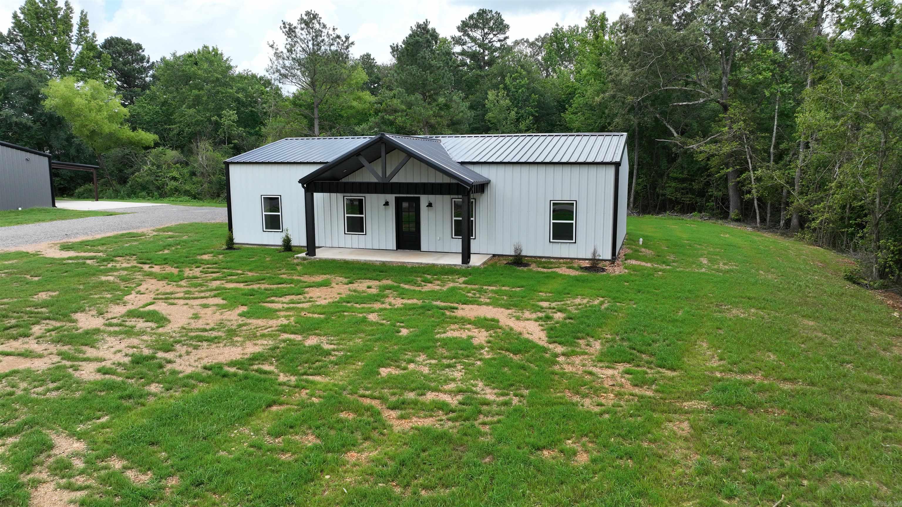 2016 S. Reine St.  Mena, AR