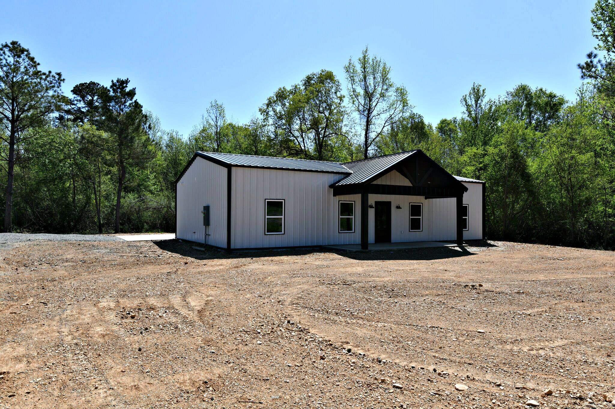 2016 S. Reine St. Mena, AR 71953