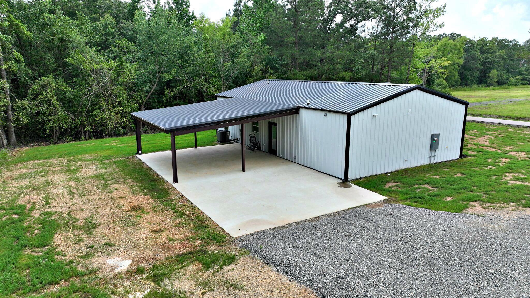 2016 S. Reine St.  Mena, AR