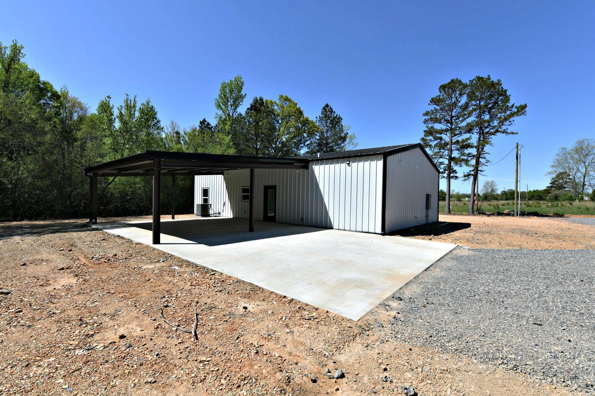 2016 S. Reine St. Mena, AR 71953