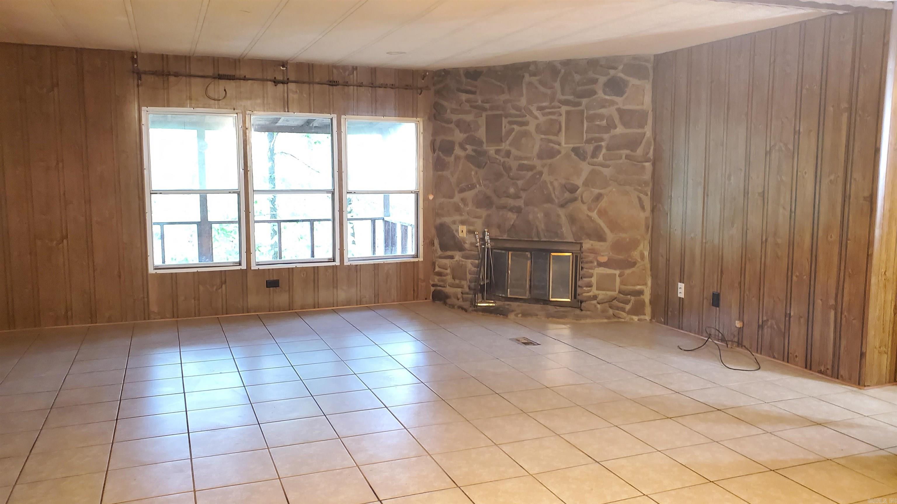 949  Cove Creek  Quitman, AR