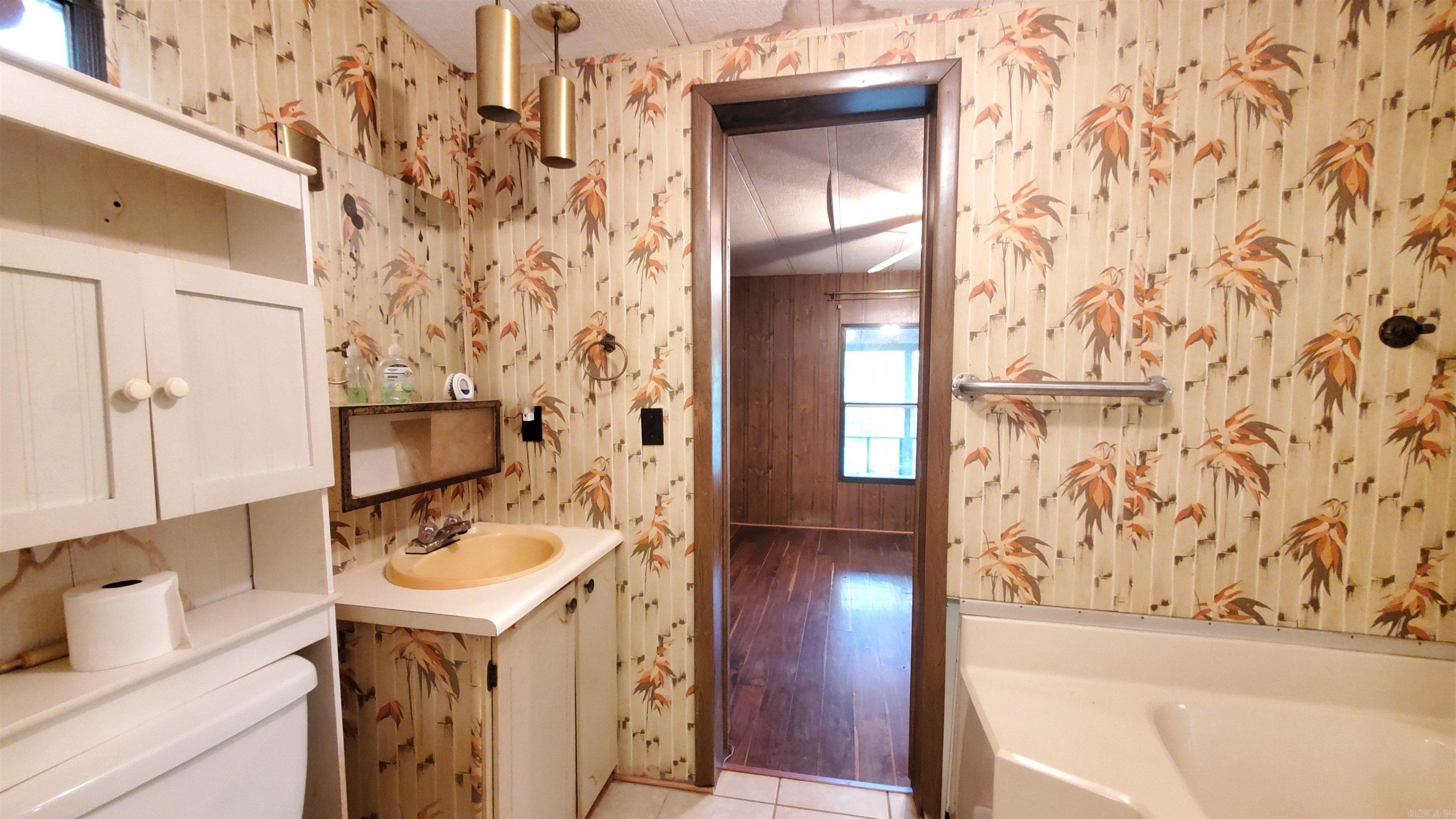 949  Cove Creek  Quitman, AR