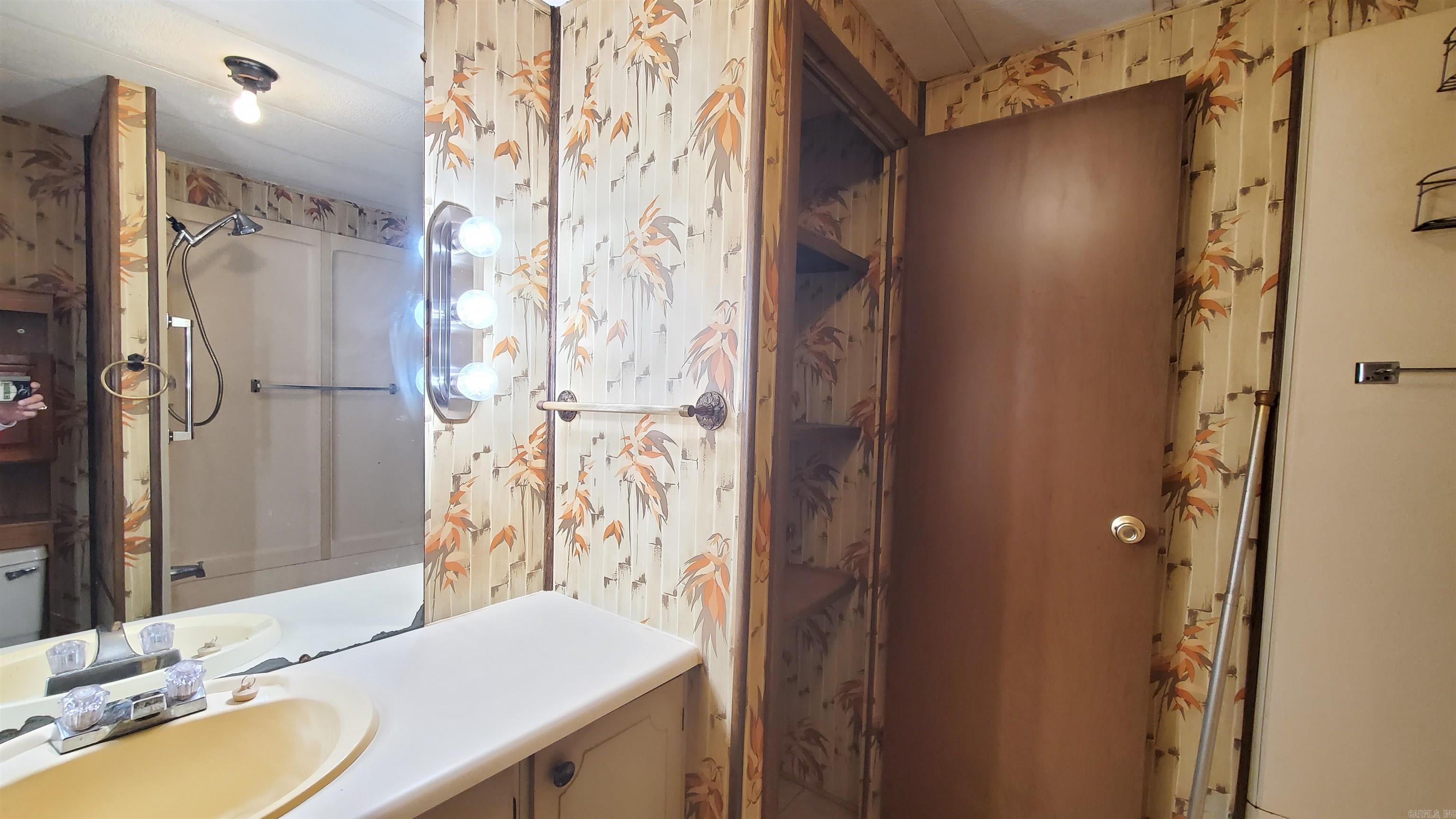 949  Cove Creek  Quitman, AR