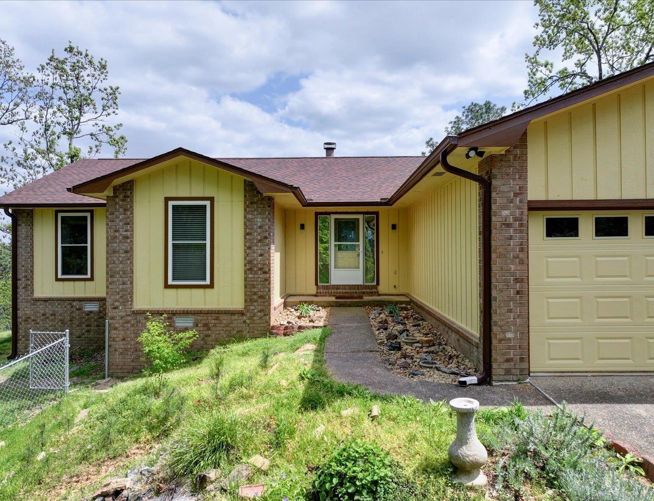 120  Silverwood Ter  Hot Springs, AR