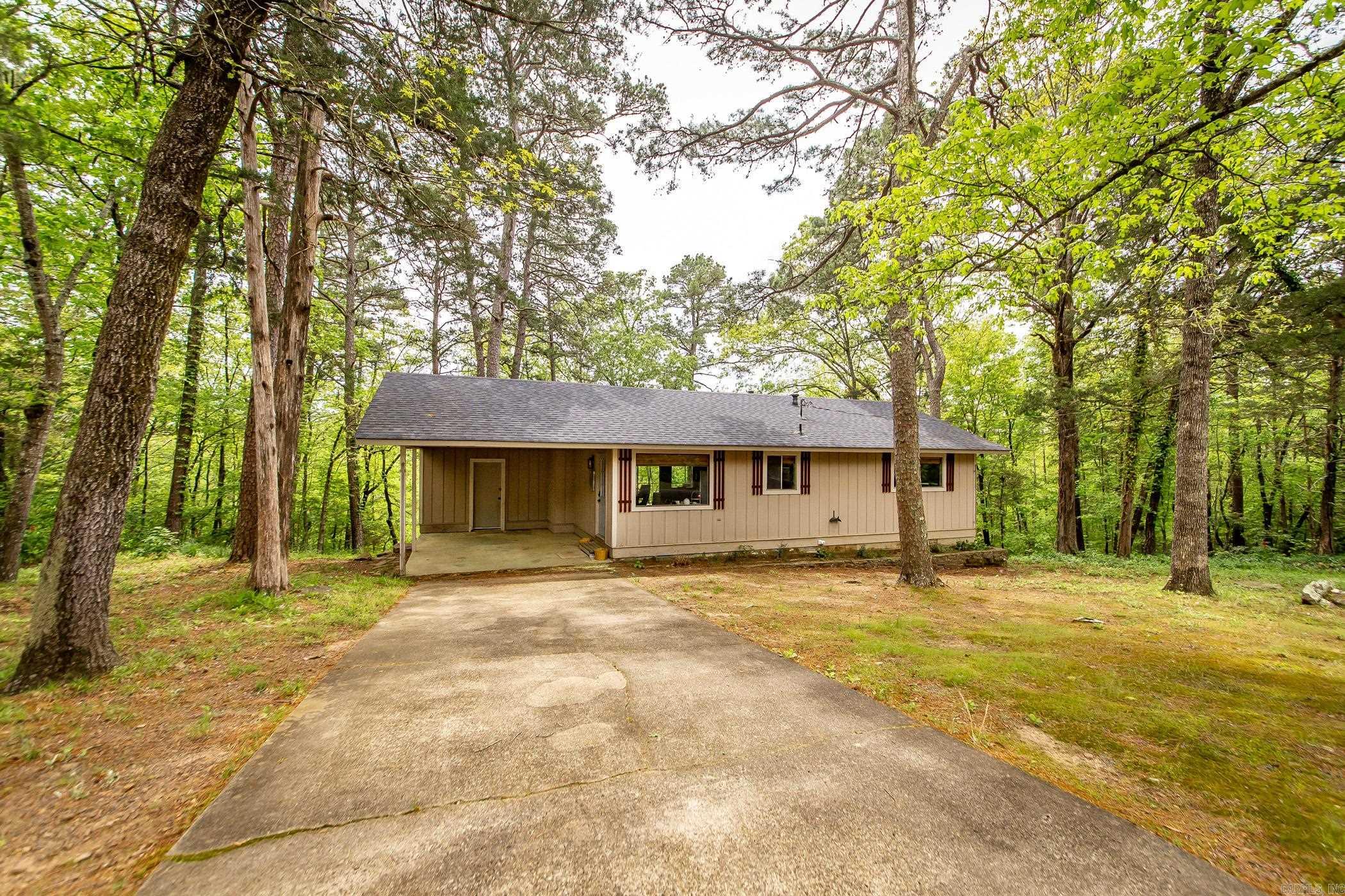138 Parkland Circle
